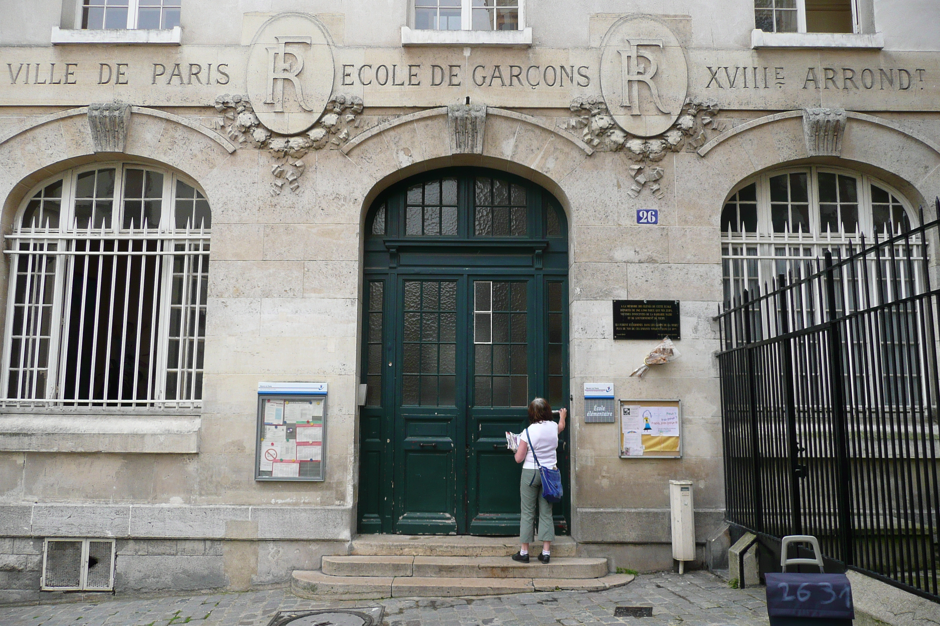 รูปถ่าย ฝรั่งเศส(France) ปารีส(Paris) มังท์มาร์เทรอ(Montmartre) 2007-06 141