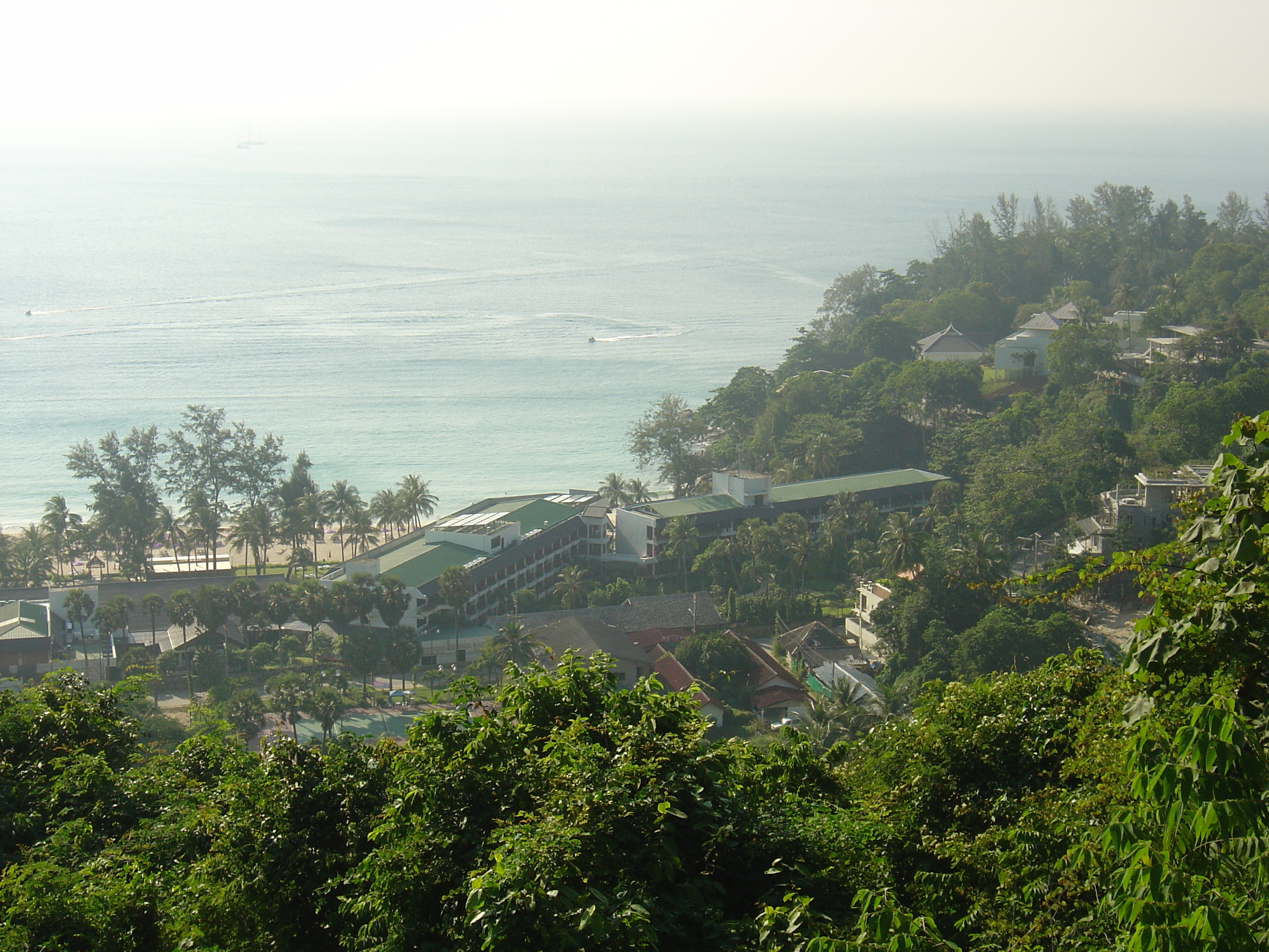 รูปถ่าย ไทย(Thailand) ภูเก็ต(Phuket) จุดชมวิวกะตะกะรน(Kata Karon Viewpoint) 2005-12 6