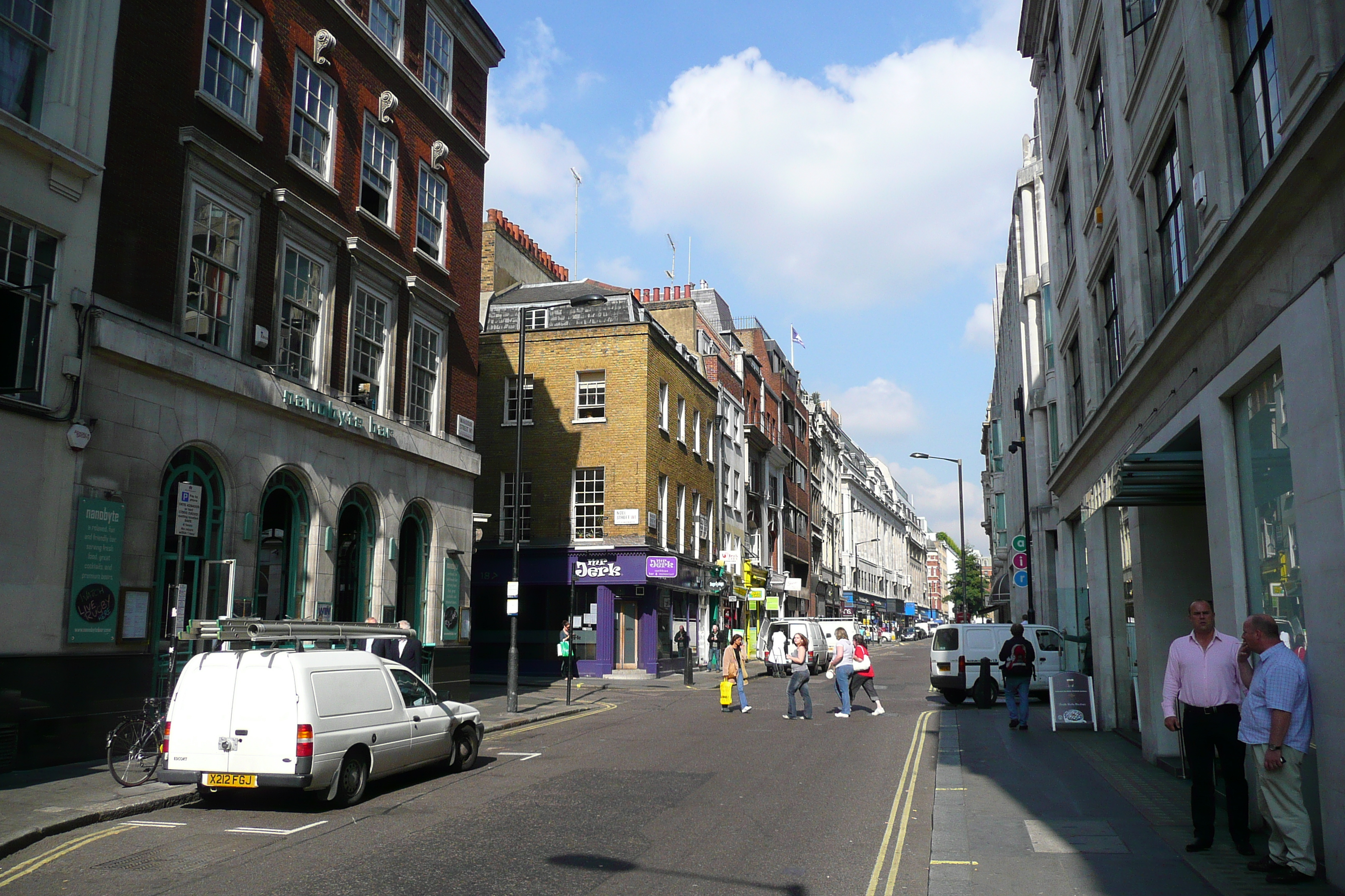 รูปถ่าย อังกฤษ(United Kingdom) ลอนดอน(London) ถนนวอร์ดอร์(Wardour Street) 2007-09 50