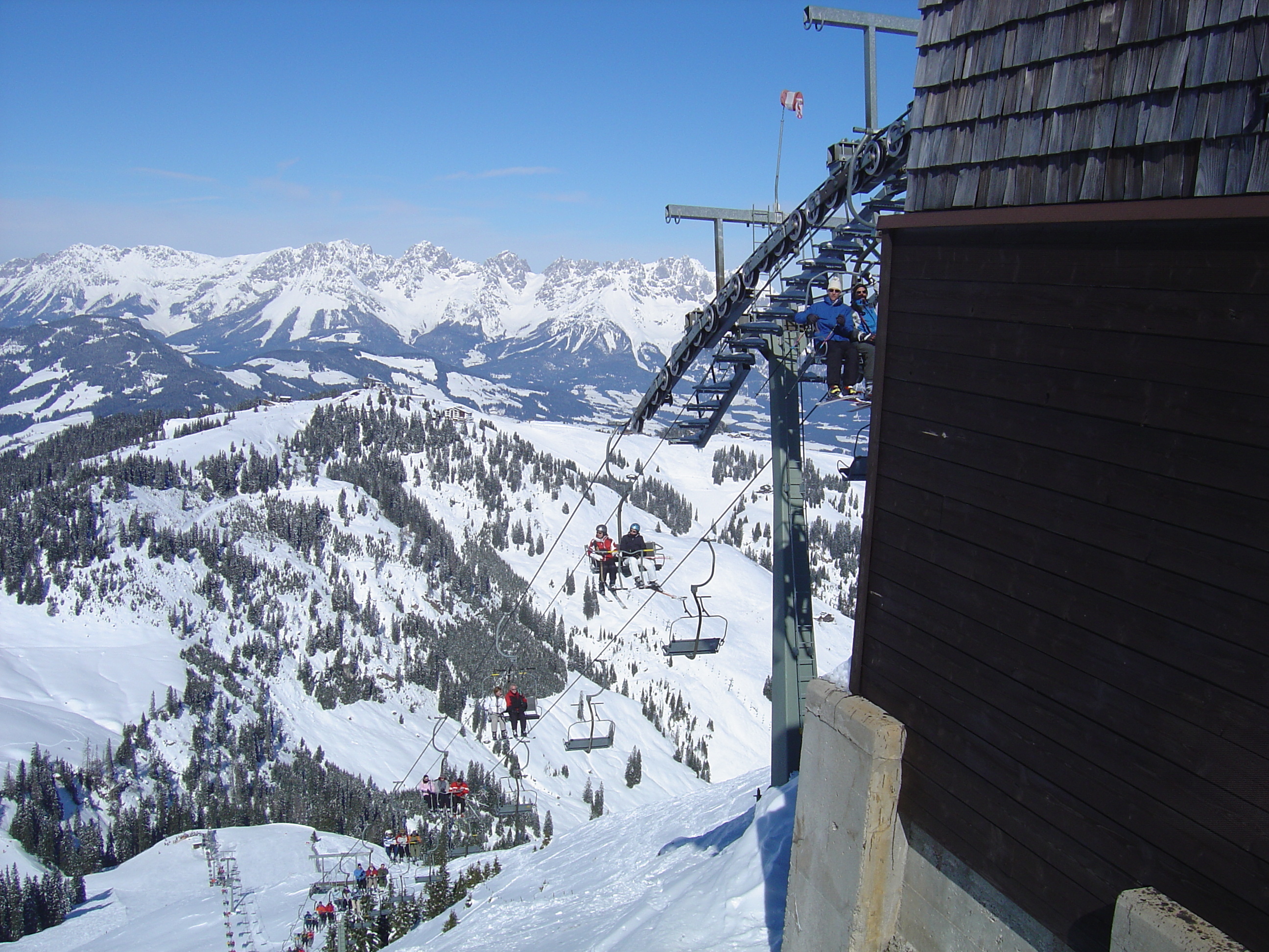 รูปถ่าย ออสเตรีย(Austria) คิทซ์บูเฮล(Kitzbuhel) สกี(Ski) 2005-03 94