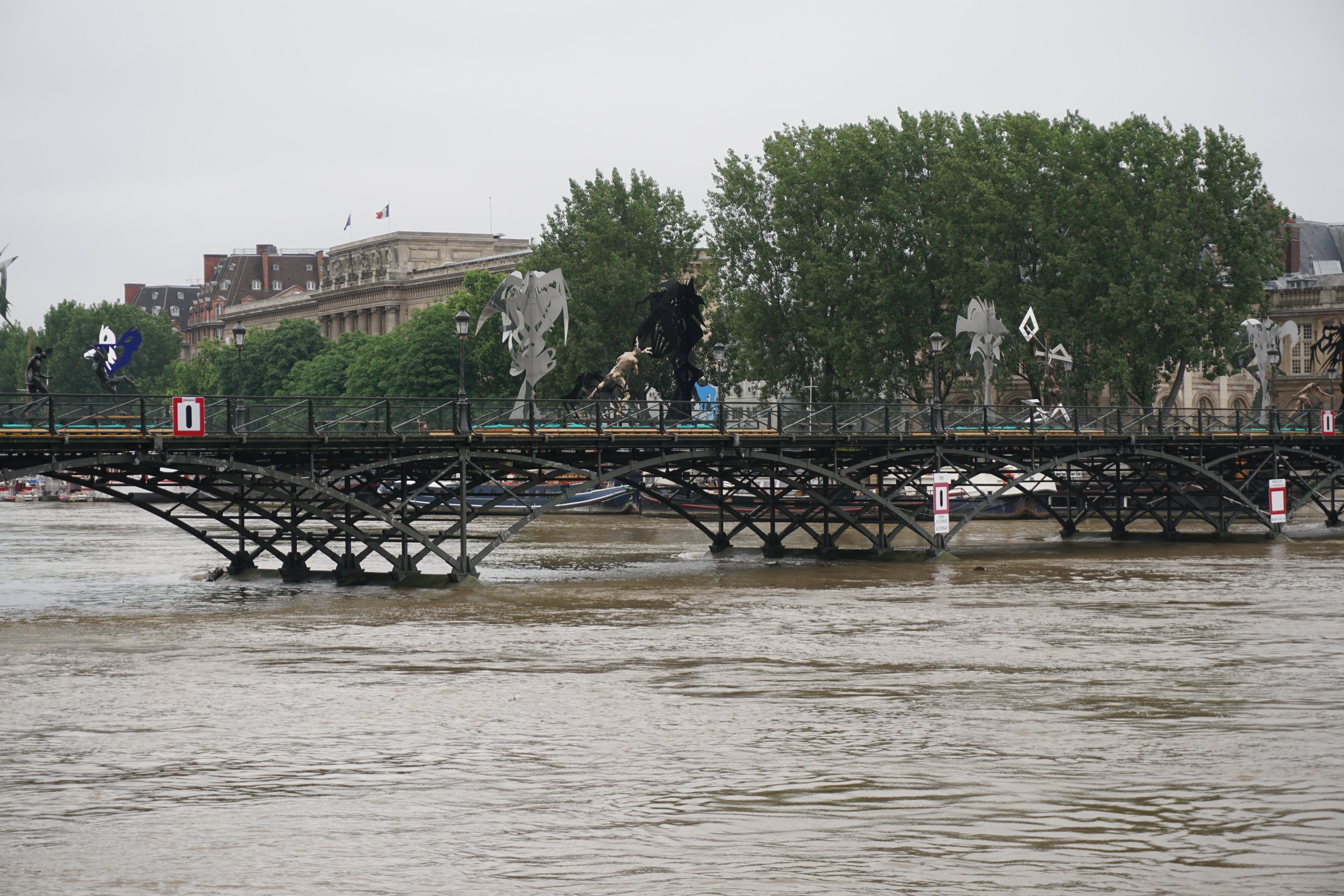 รูปถ่าย ฝรั่งเศส(France) ปารีส(Paris) แม่น้ำแซน(Seine river) 2016-06 25