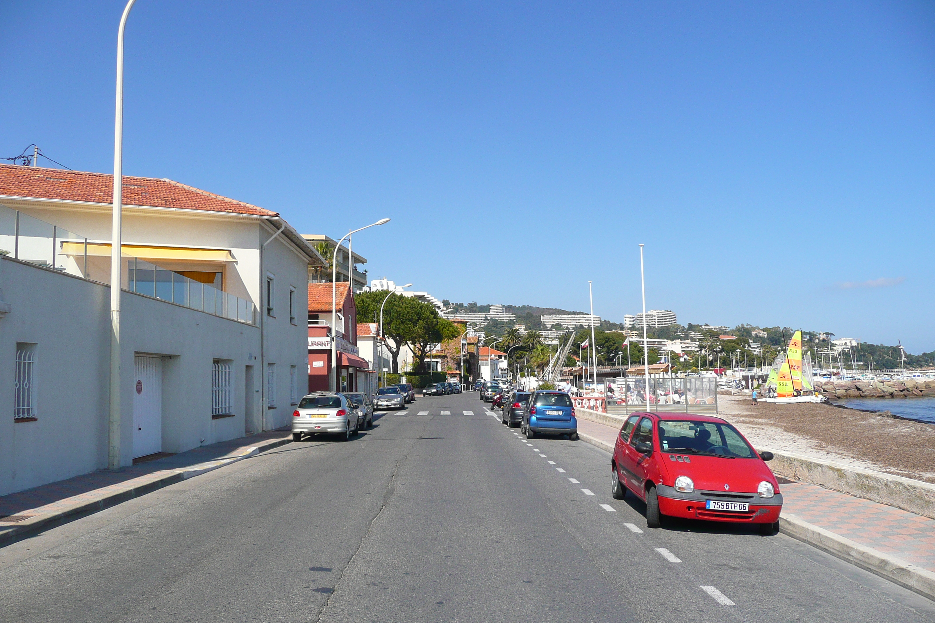 รูปถ่าย ฝรั่งเศส(France) คานส์(Cannes) หาดกาซาแญร์(Plage Gazagnaire) 2008-03 31