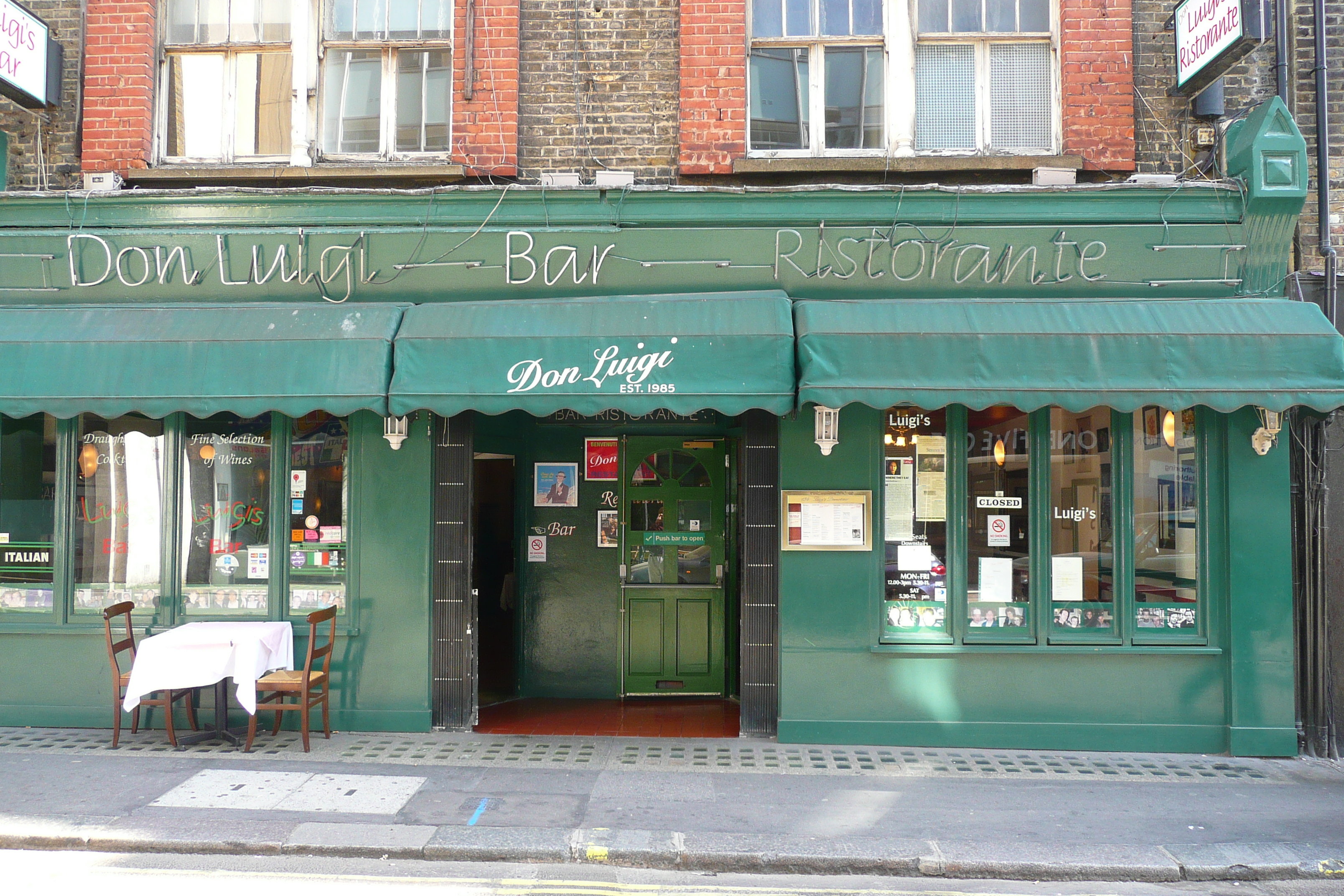 รูปถ่าย อังกฤษ(United Kingdom) ลอนดอน(London) ถนนวอร์ดอร์(Wardour Street) 2007-09 59