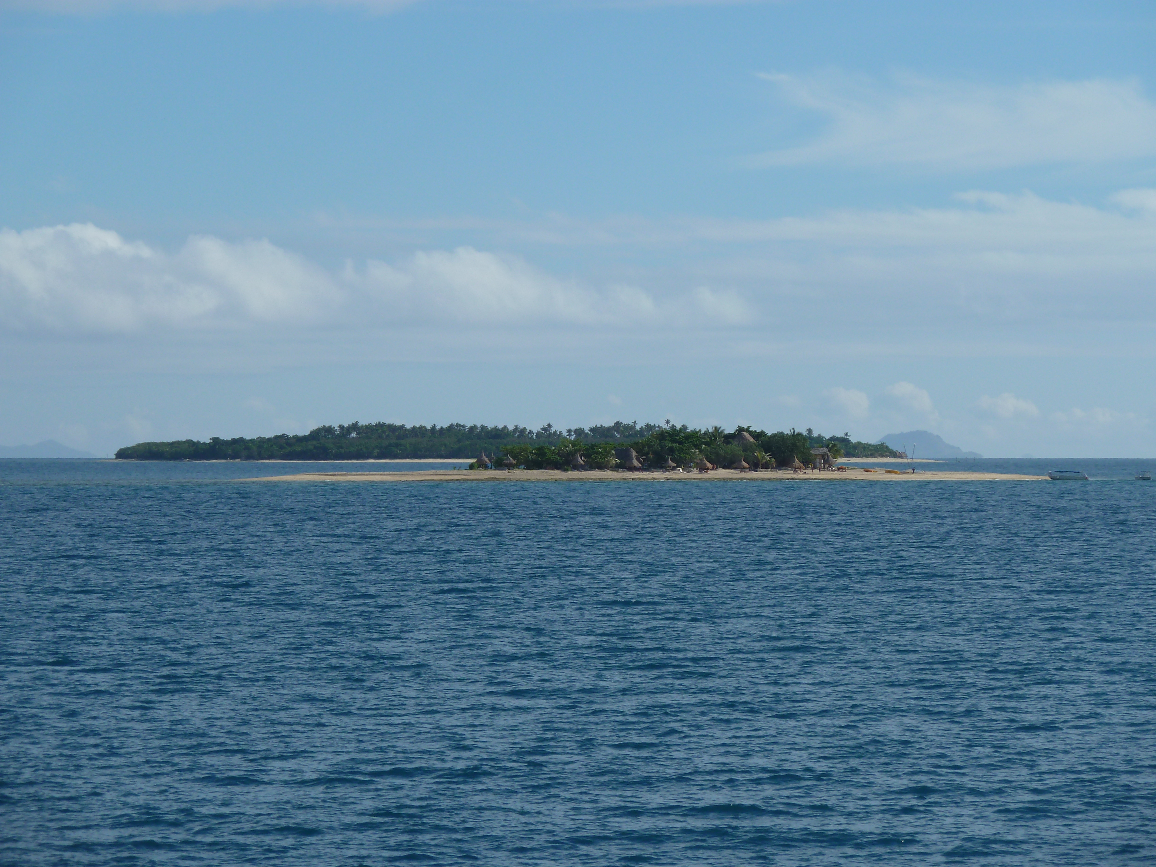 รูปถ่าย ฟิจิ(Fiji) จากเดนาเราไปเกาะโตโกรีกี(Denarau to Tokoriki Island) 2010-05 23