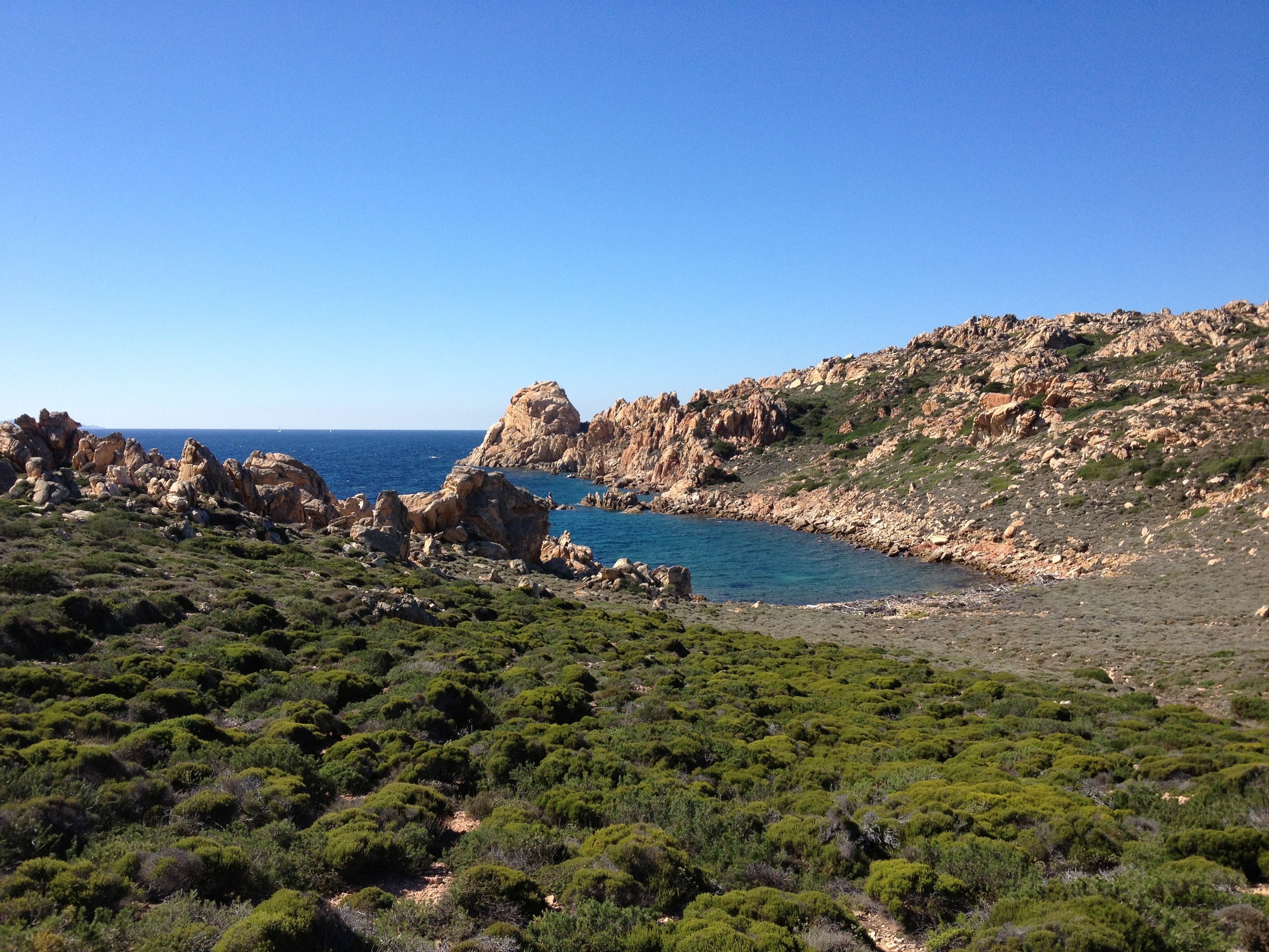 รูปถ่าย อิตาลี(Italy) อ่าวกาลาลุงกา(Cala Lunga) 2012-09 32