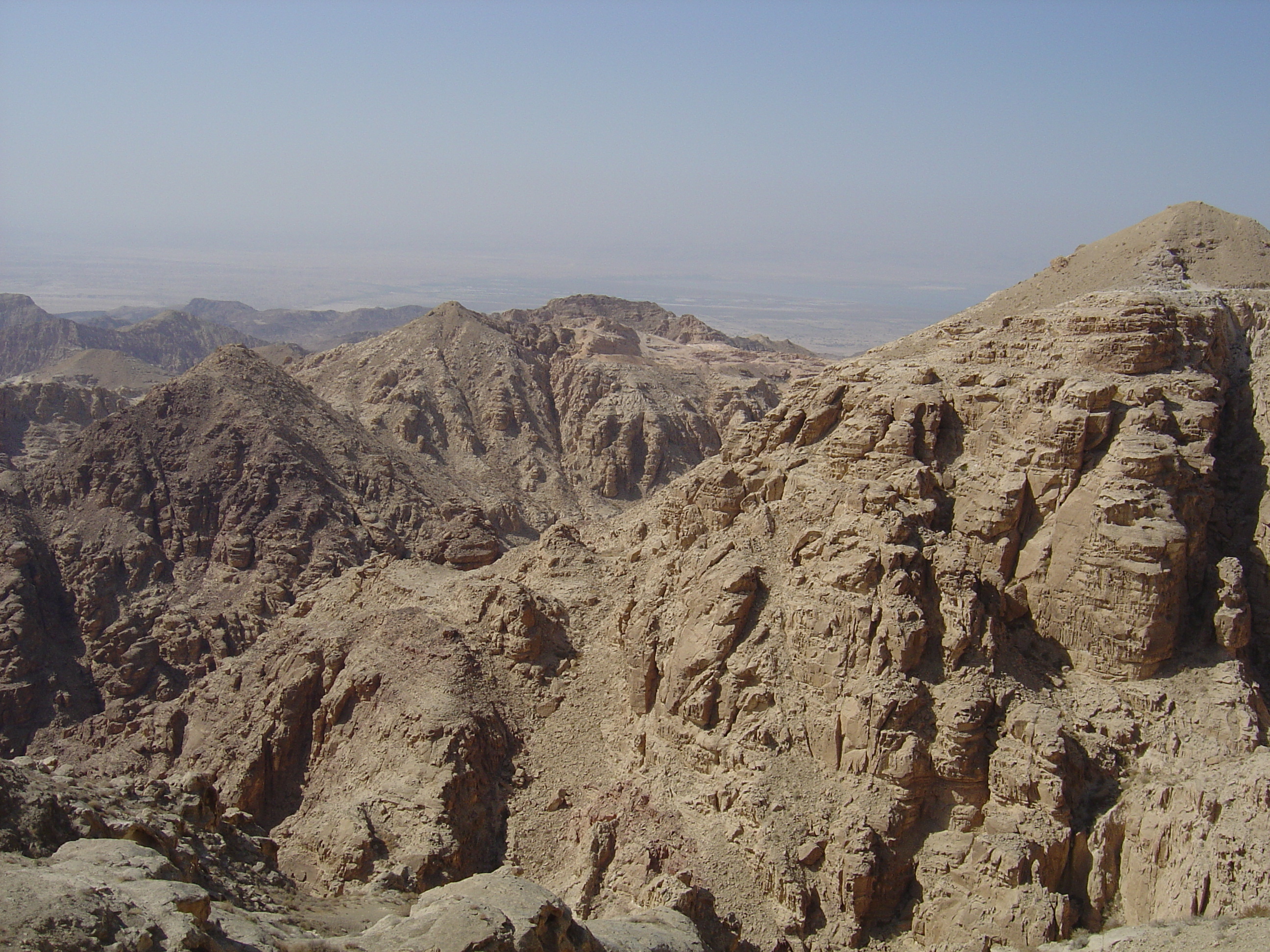 รูปถ่าย จอร์แดน(Jordan) ถนนจากอัฏฏอฟีละฮ์ไปฟีฟา(At Tafila to Fifa road) 2004-10 7
