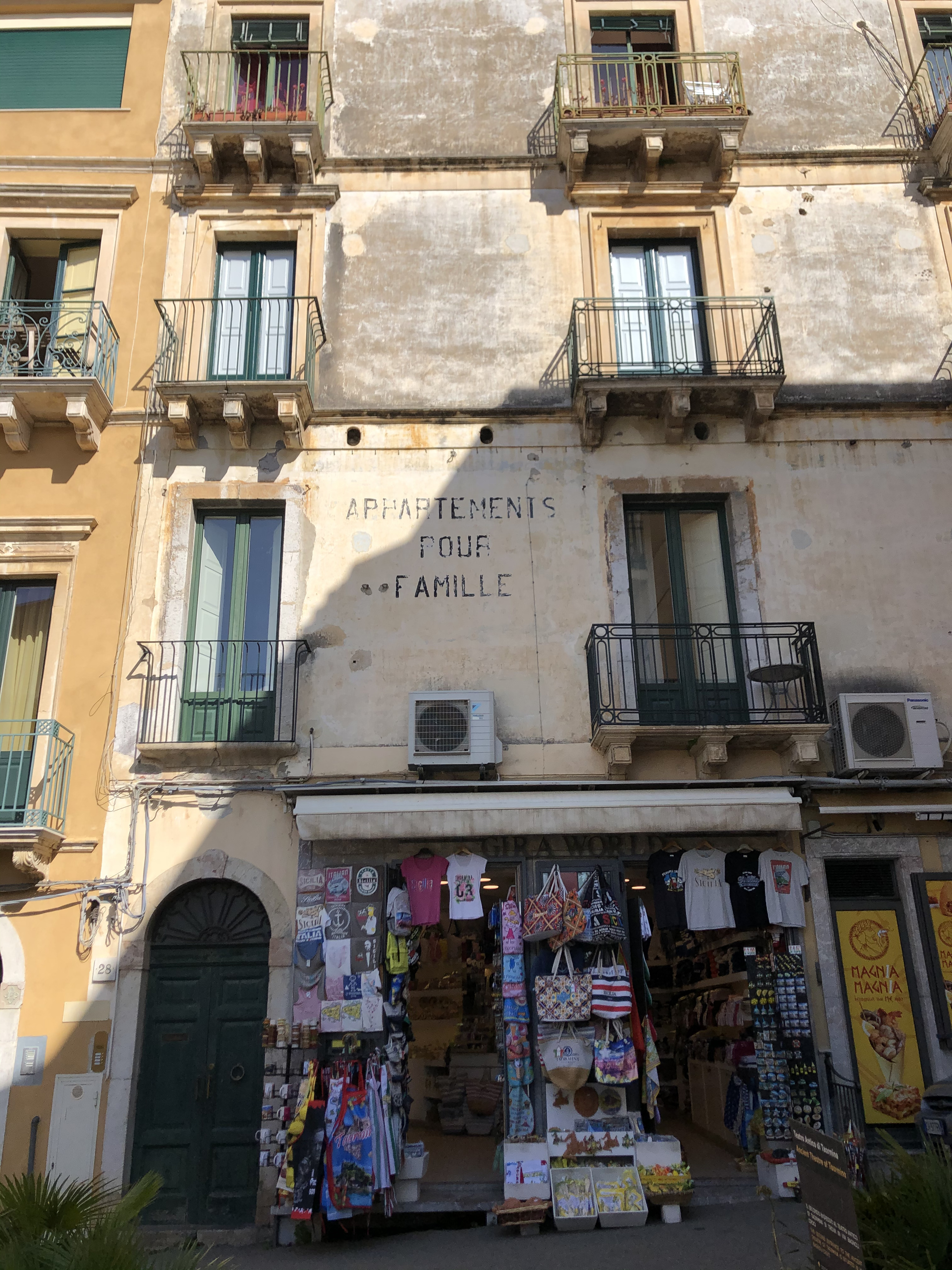 รูปถ่าย อิตาลี(Italy) ซิซิลี(Sicily) ตาออร์มีนา(Taormina) 2020-02 92
