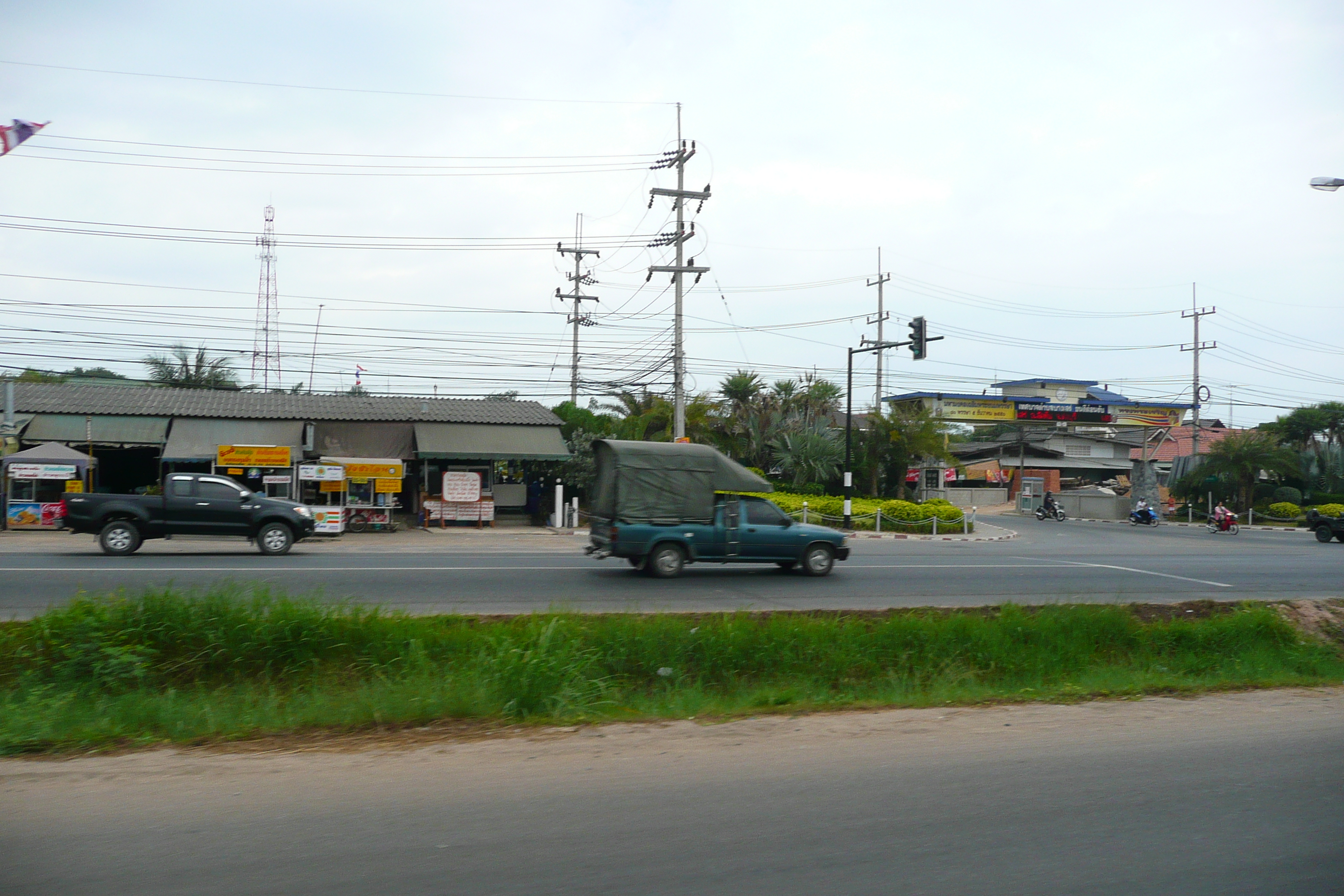 รูปถ่าย ไทย(Thailand) ชลบุรี(Chonburi) ถนนสุขุมวิท(Sukhumvit road) 2008-01 31