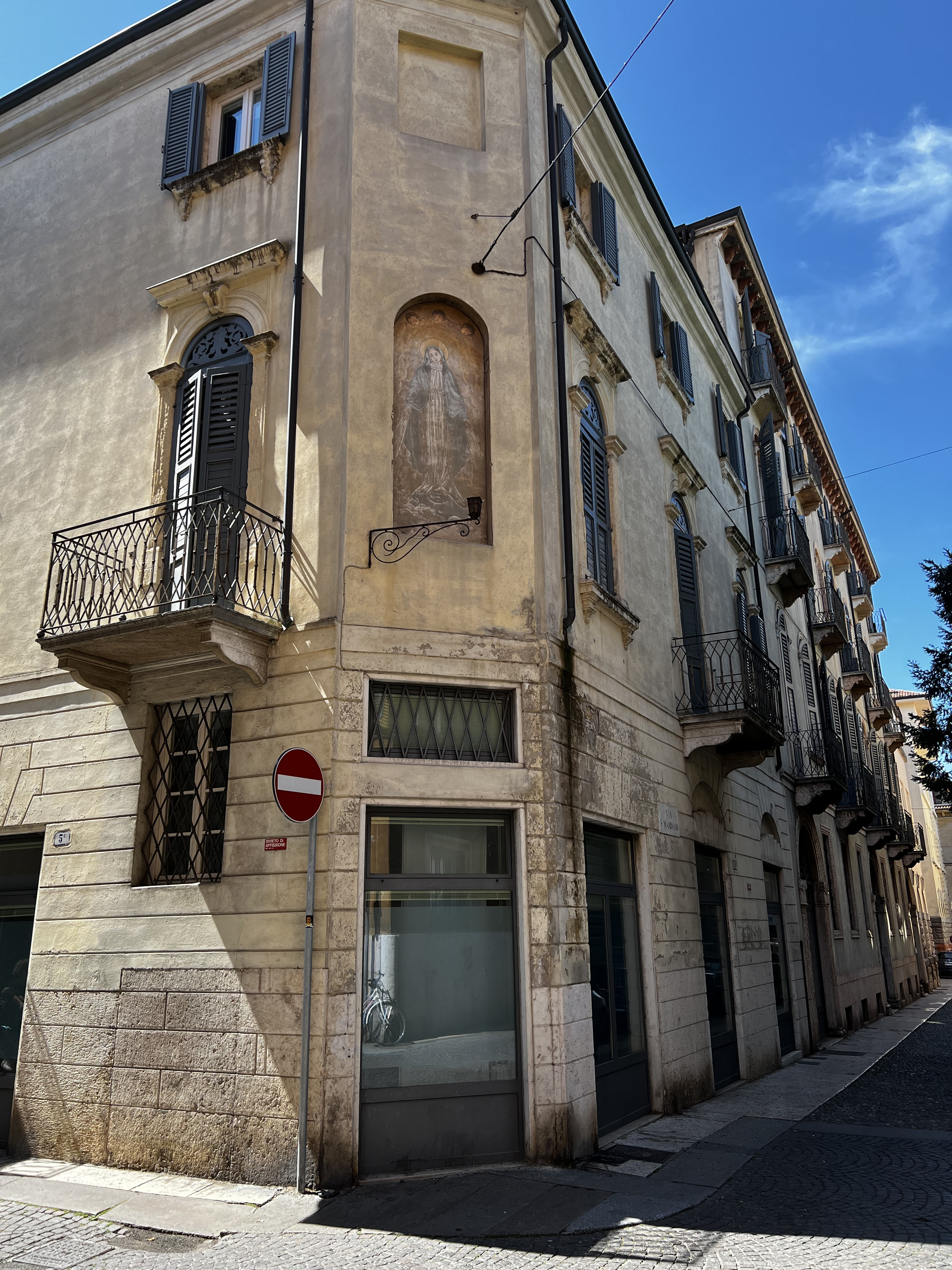 รูปถ่าย อิตาลี(Italy) เวโรเน่(Verona) 2022-05 175