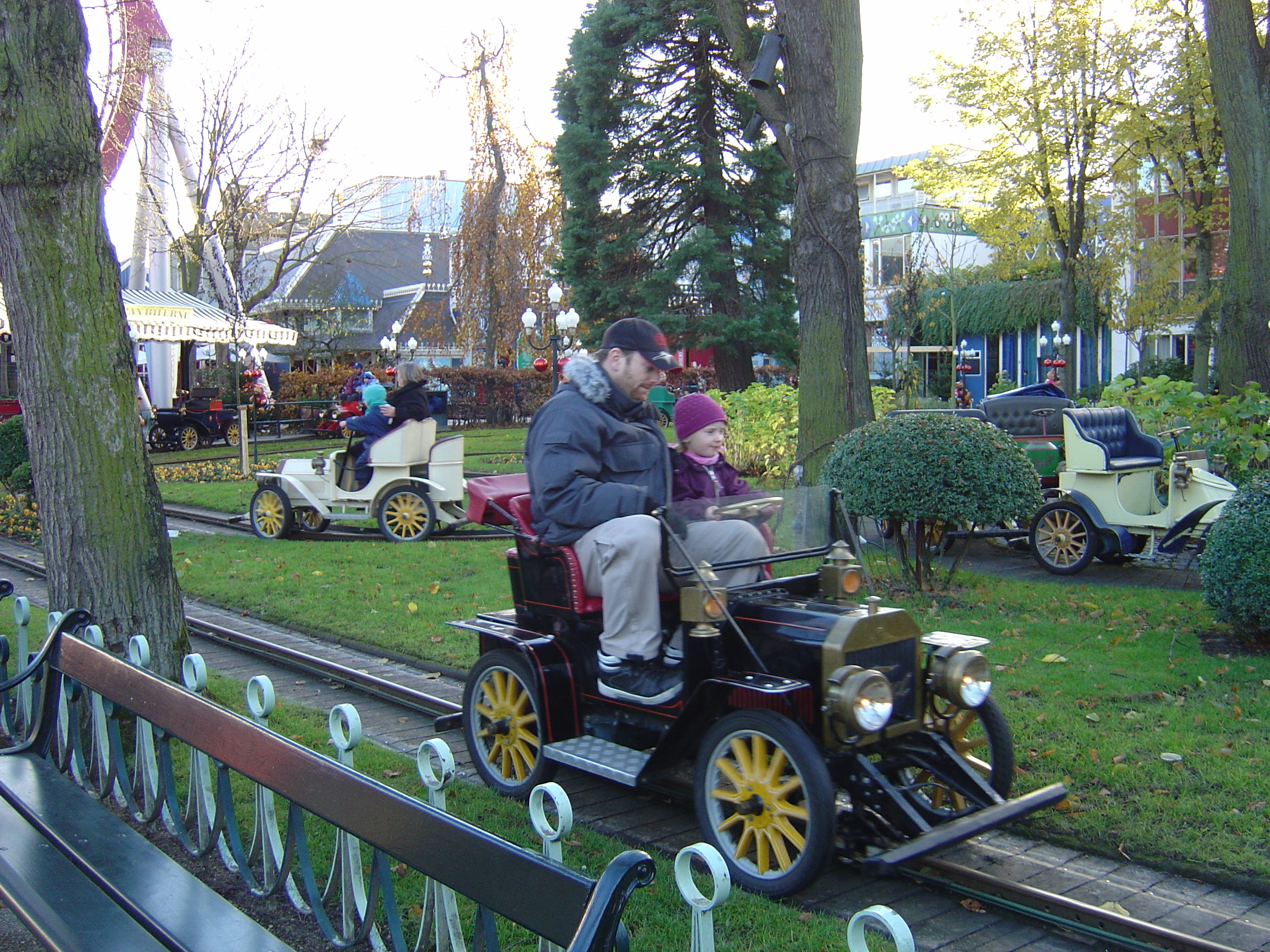 รูปถ่าย เดนมาร์ก(Denmark) โคเปนเฮเกน(Copenhagen) สวนสาธารณะทิโวลี(Tivoli Park) 2004-11 41