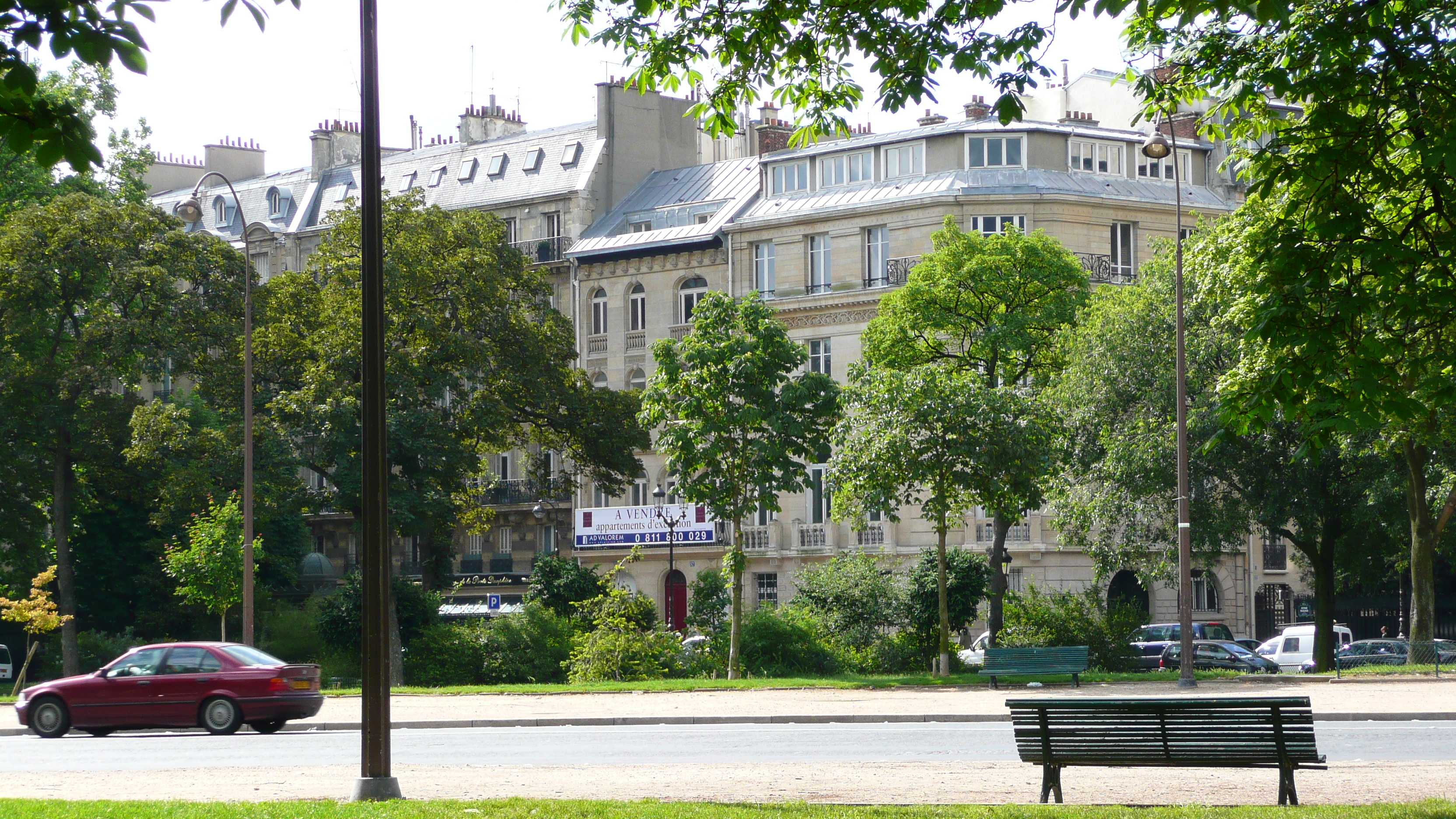 รูปถ่าย ฝรั่งเศส(France) ปารีส(Paris) ถนนฟอช(Avenue Foch) 2007-06 198