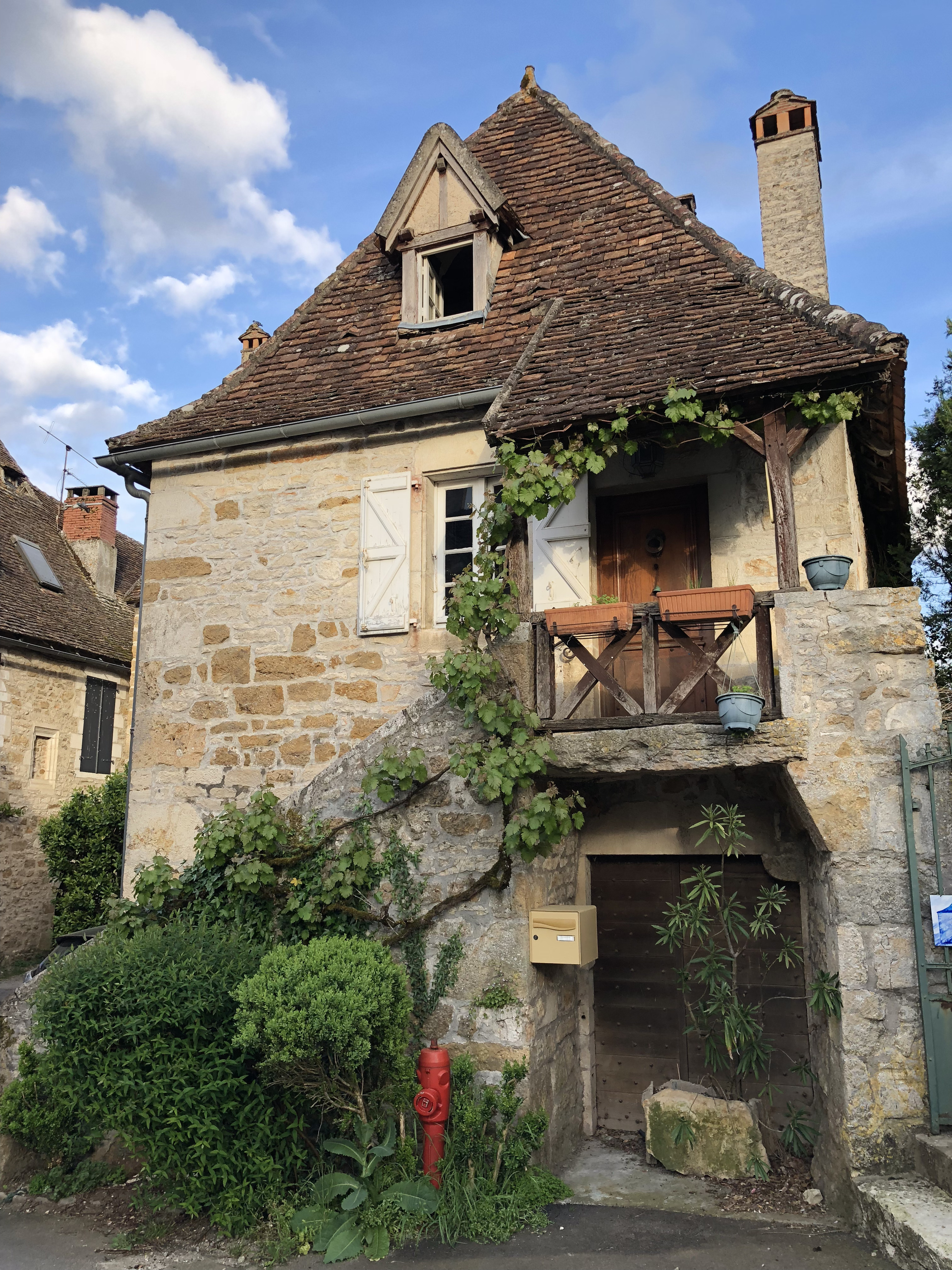 รูปถ่าย ฝรั่งเศส(France) กาเรนนัก(Carennac) 2018-04 39
