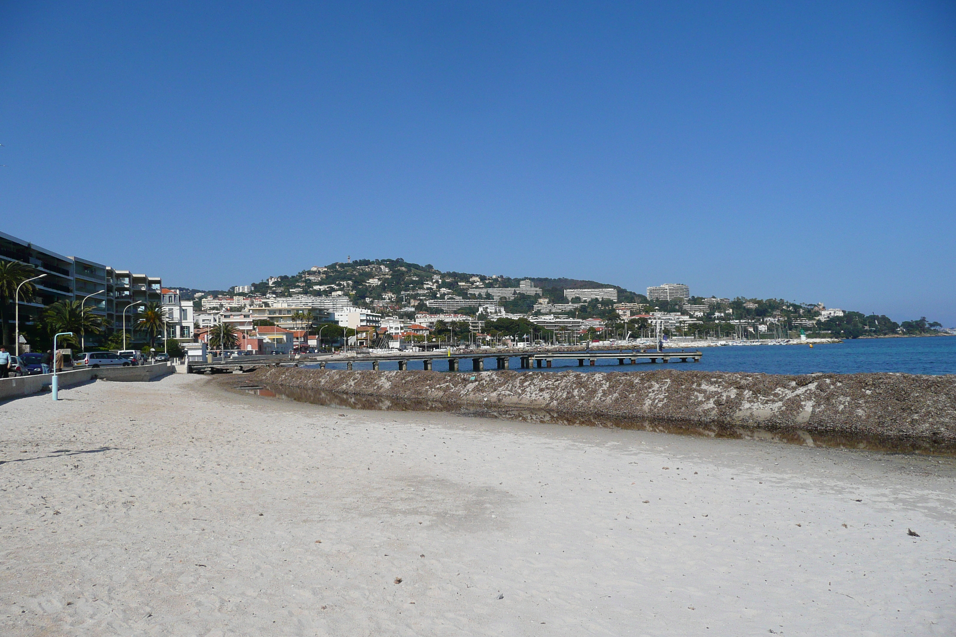 รูปถ่าย ฝรั่งเศส(France) คานส์(Cannes) หาดกาซาแญร์(Plage Gazagnaire) 2008-03 48