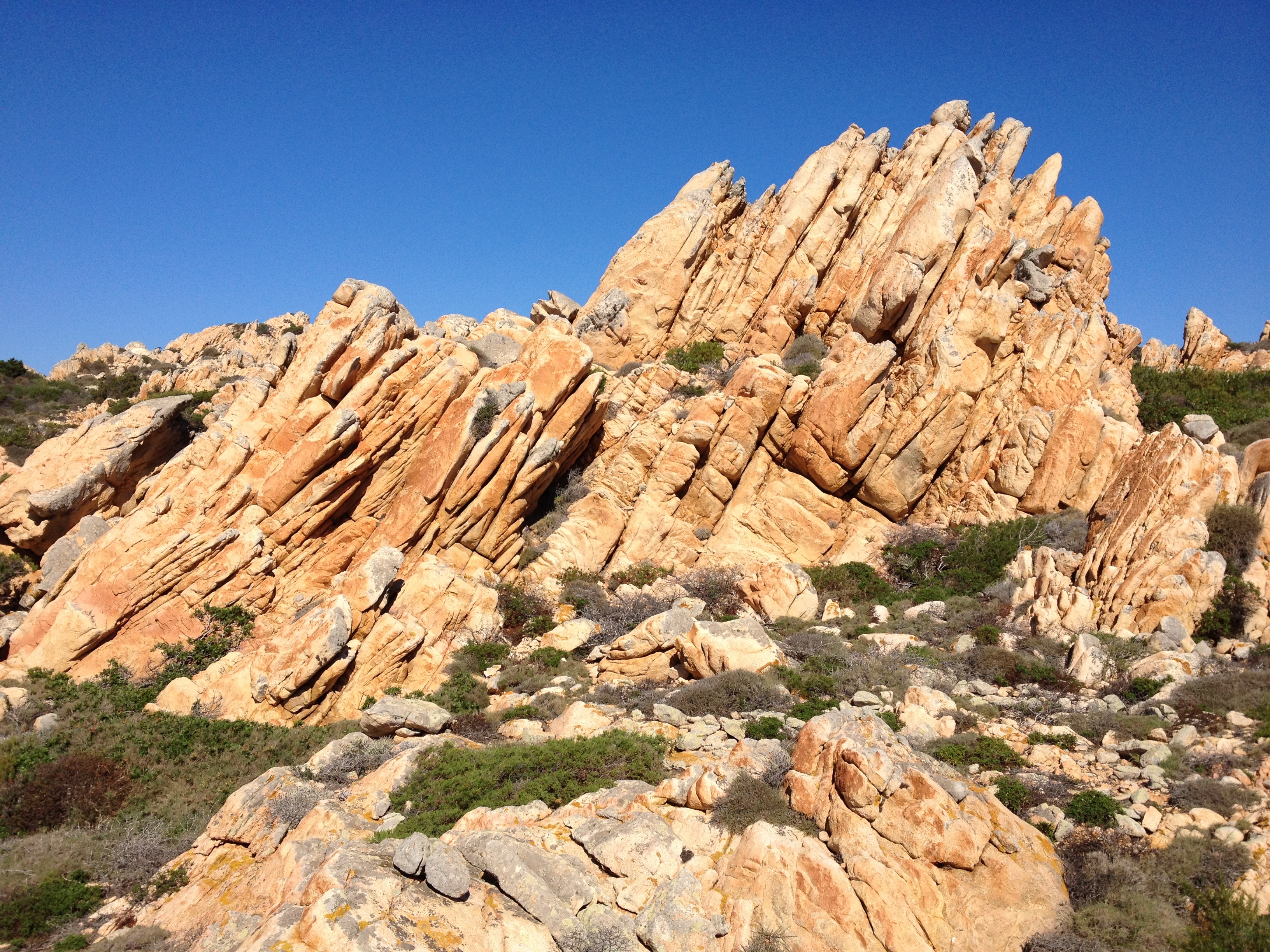 รูปถ่าย อิตาลี(Italy) อ่าวกาลาลุงกา(Cala Lunga) 2012-09 57