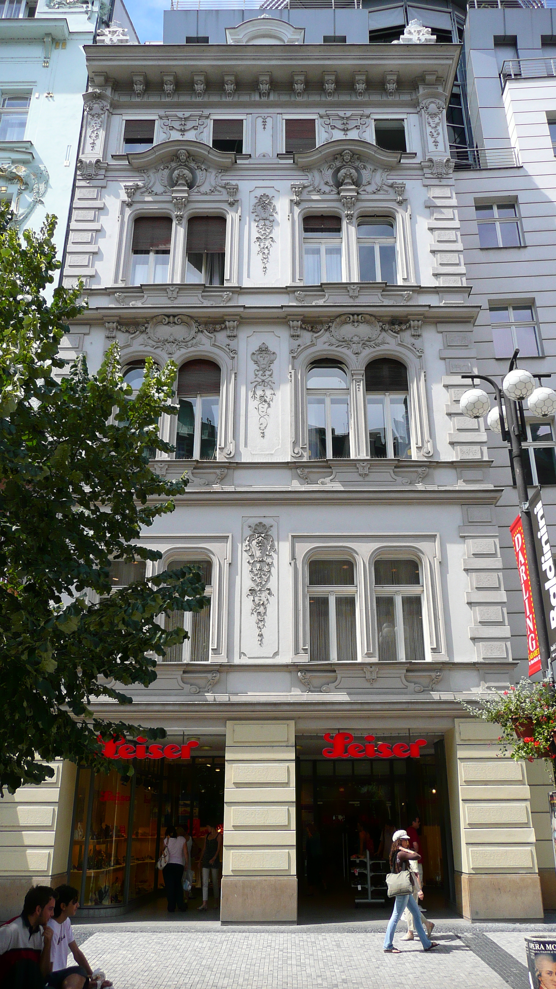 รูปถ่าย สาธารณรัฐเช็ก(Czech Republic) ปราก(Prague) ถนนนาปชีโกพ(Na Prikope) 2007-07 42