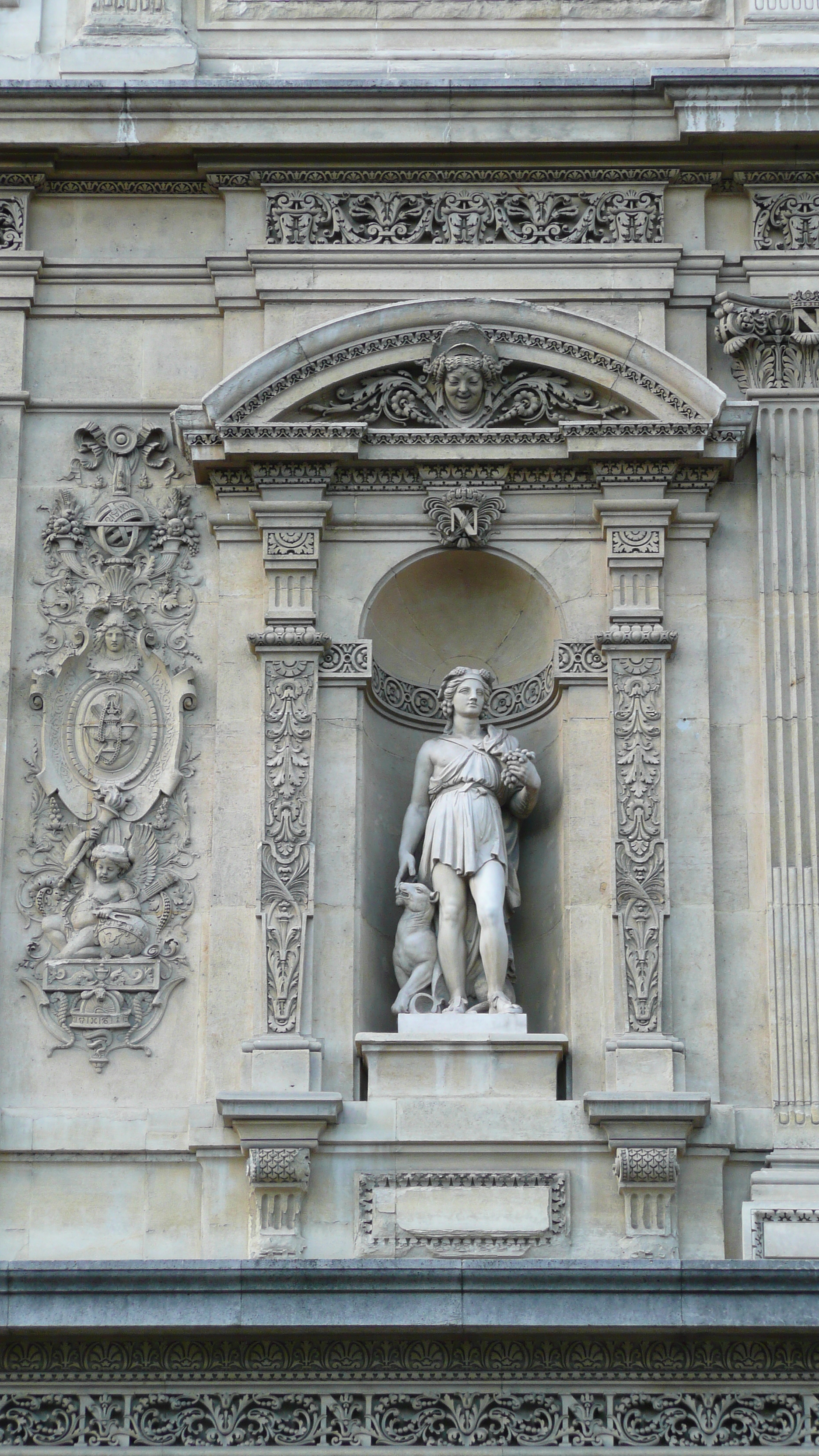 รูปถ่าย ฝรั่งเศส(France) ปารีส(Paris) ลูฟว์(Louvre) ด้านหน้าพระราชวังลูฟวร์ริมแม่น้ำ(Riverside facade of Louvre) 2007-07 51