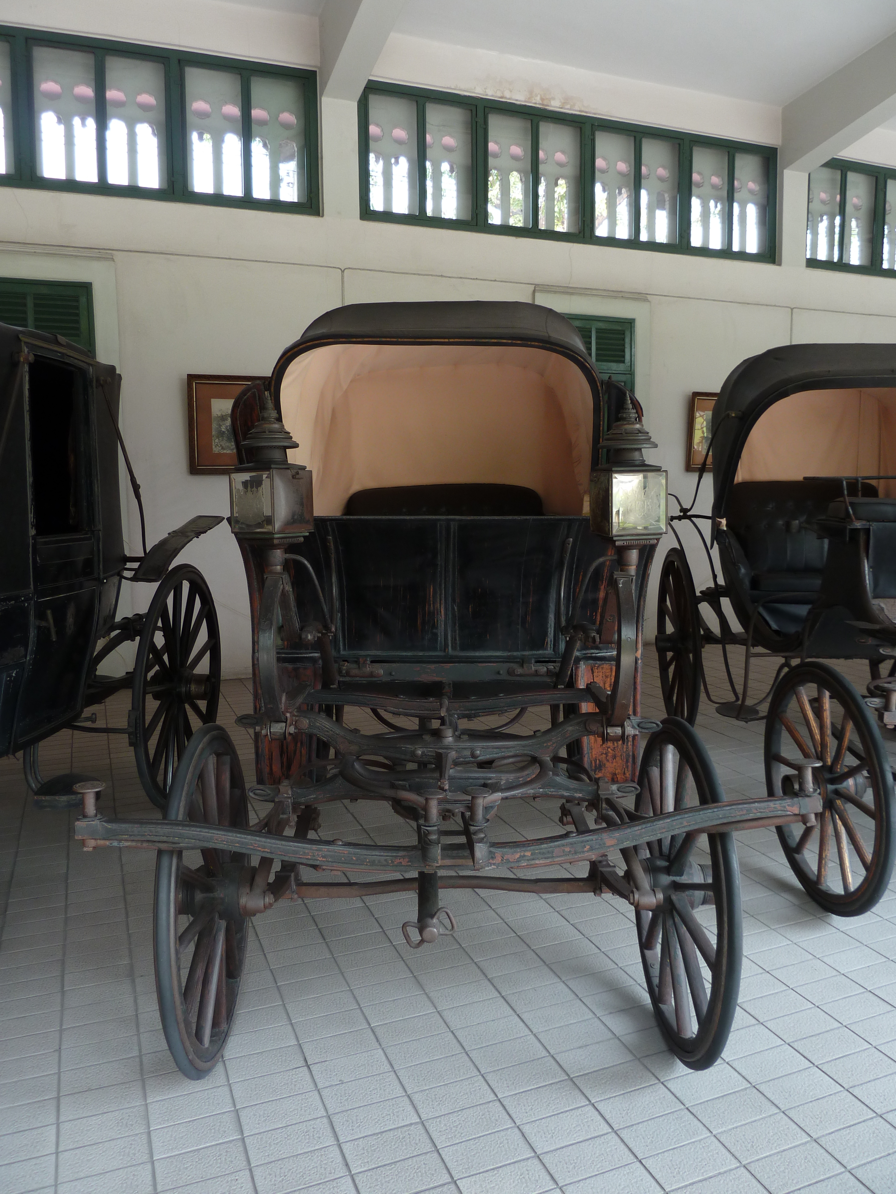รูปถ่าย ไทย(Thailand) กรุงเทพมหานคร(Bangkok) พระที่นั่งวิมานเมฆ(Vimanmek Palace) 2011-01 12