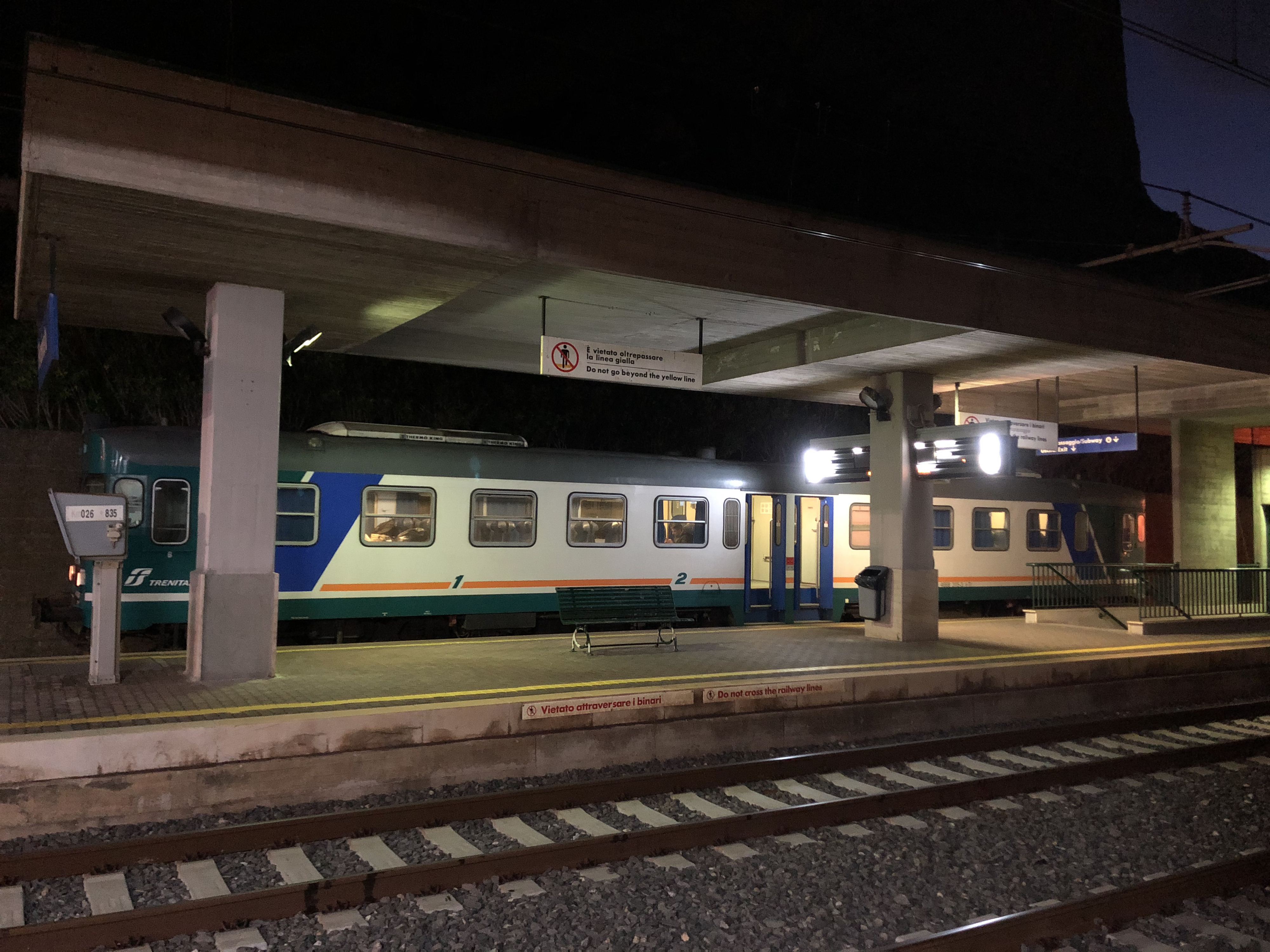 รูปถ่าย อิตาลี(Italy) ซิซิลี(Sicily) กัสเตลลัมมาเรเดลโกลโฟ(Castellammare del Golfo) 2020-02 12