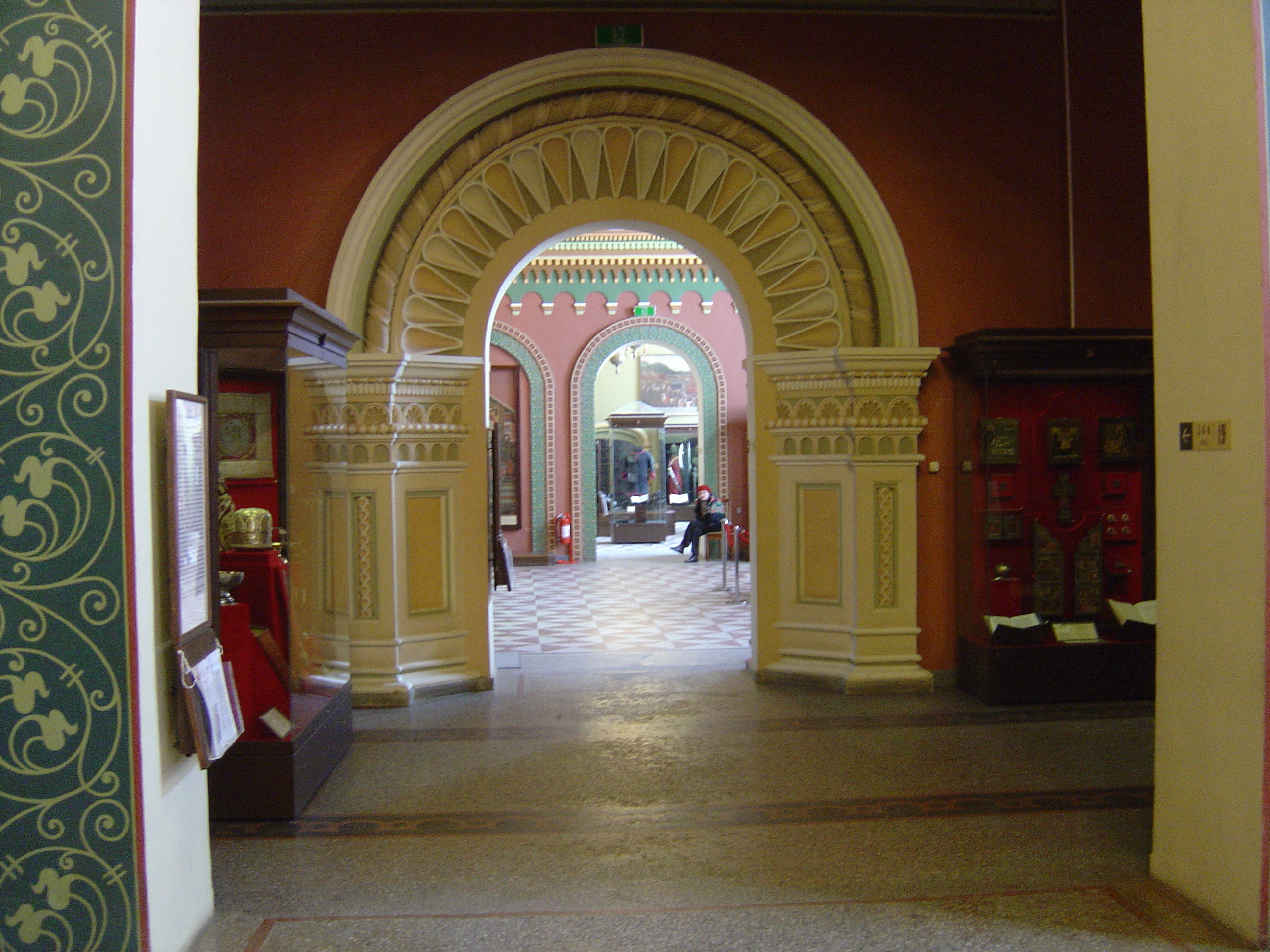 รูปถ่าย รัสเซีย(Russia) มอสโก(Moscow) พิพิธภัณฑ์อาร์เมอร์รี่แชมเบอร์(State Historical Museum) 2005-04 45