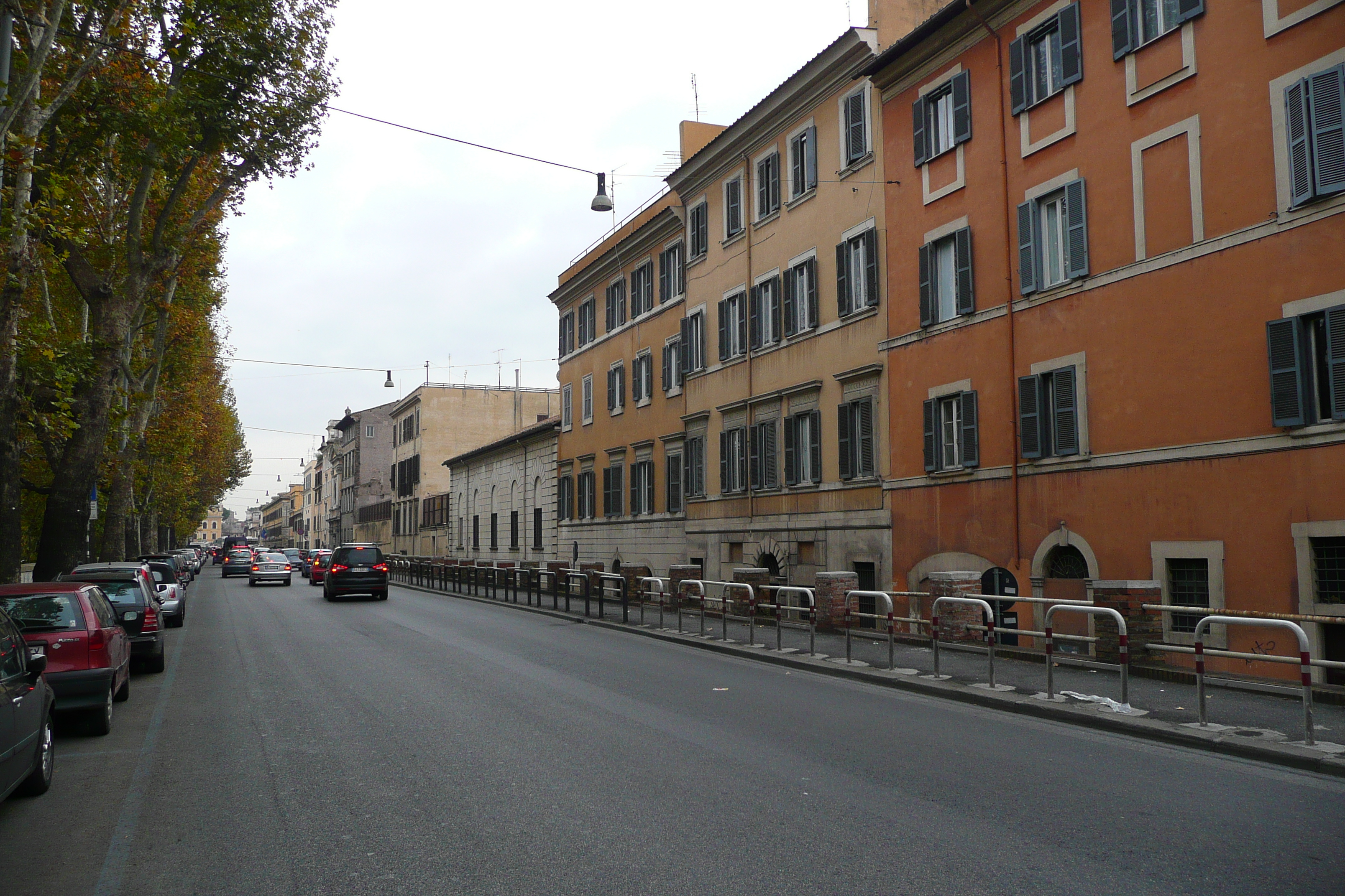 รูปถ่าย อิตาลี(Italy) โรม(Rome) ถนนริมน้ำจานีโกเลนเซ(Lungotevere Gianicolense) 2007-11 32