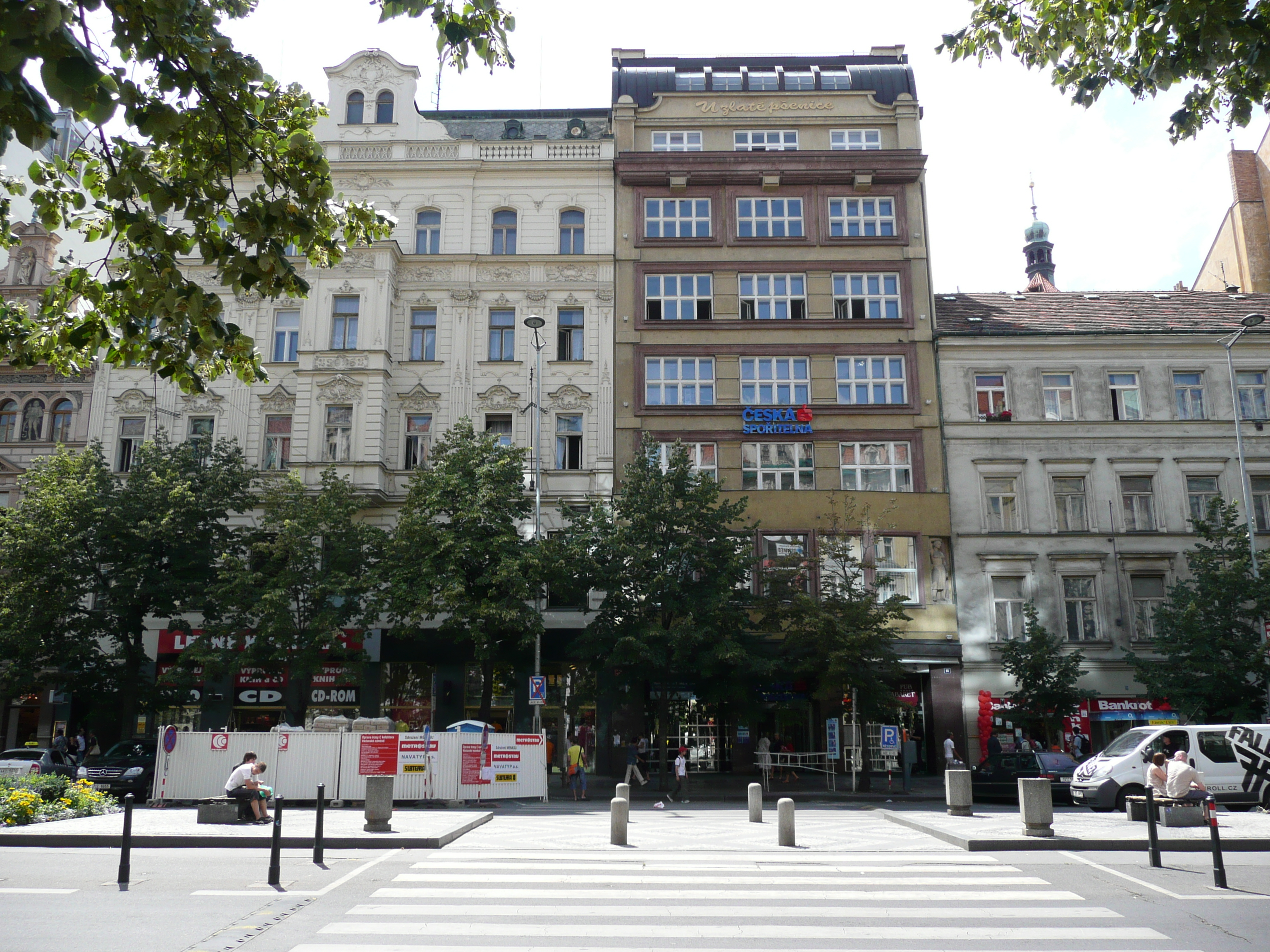 รูปถ่าย สาธารณรัฐเช็ก(Czech Republic) ปราก(Prague) จัตุรัสเวนเซสลาส(Vaclavske namesti) 2007-07 56