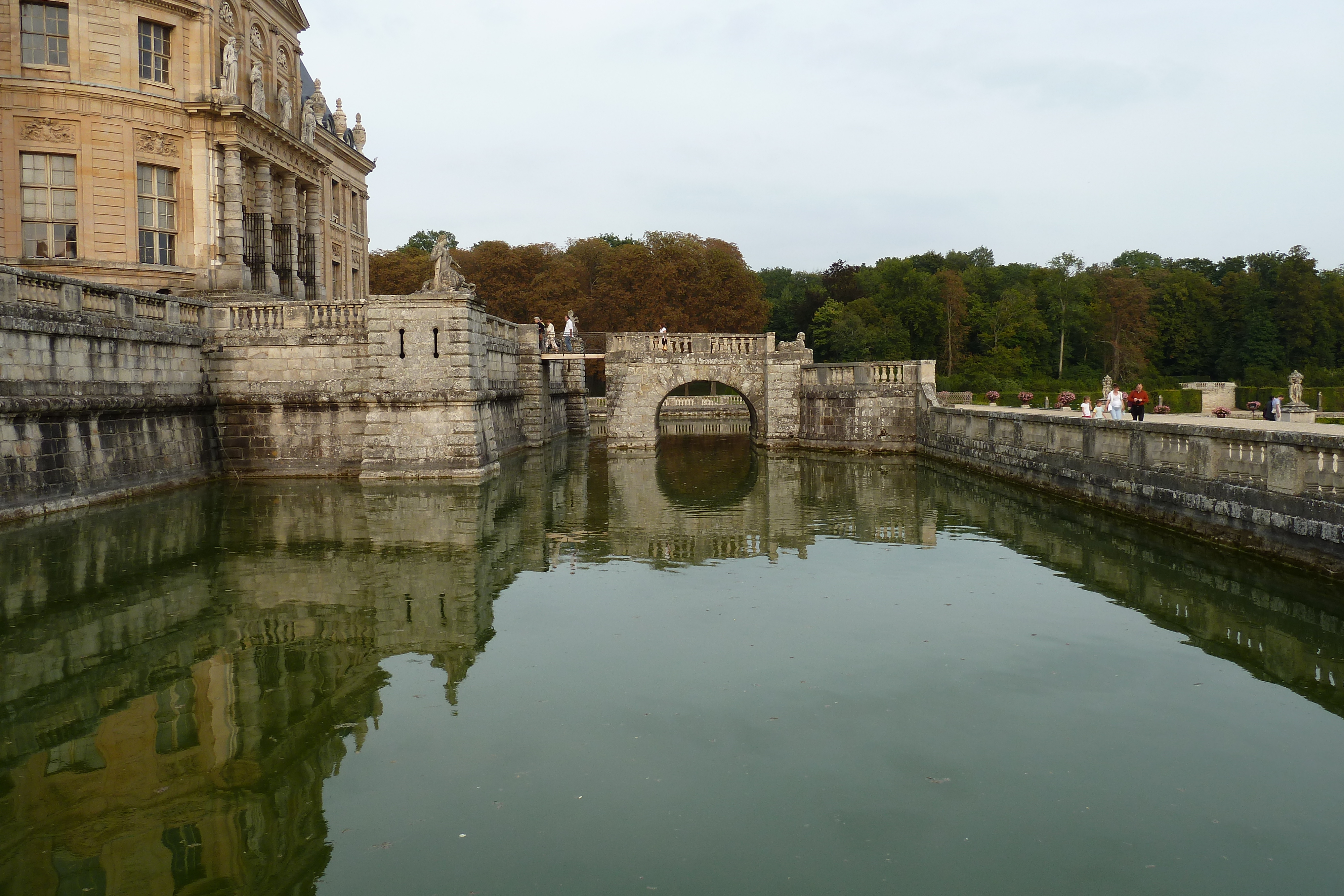 รูปถ่าย ฝรั่งเศส(France) ปราสาทโว-เลอ-วีกงต์(Vaux Le Vicomte Castle) สวนปราสาทโว-เลอ-วีกงต์(Vaux Le Vicomte Gardens) 2010-09 73