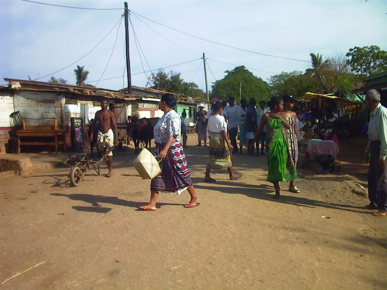 รูปถ่าย มาดากัสการ์(Madagascar) เบโล(Belo) 1999-10 3