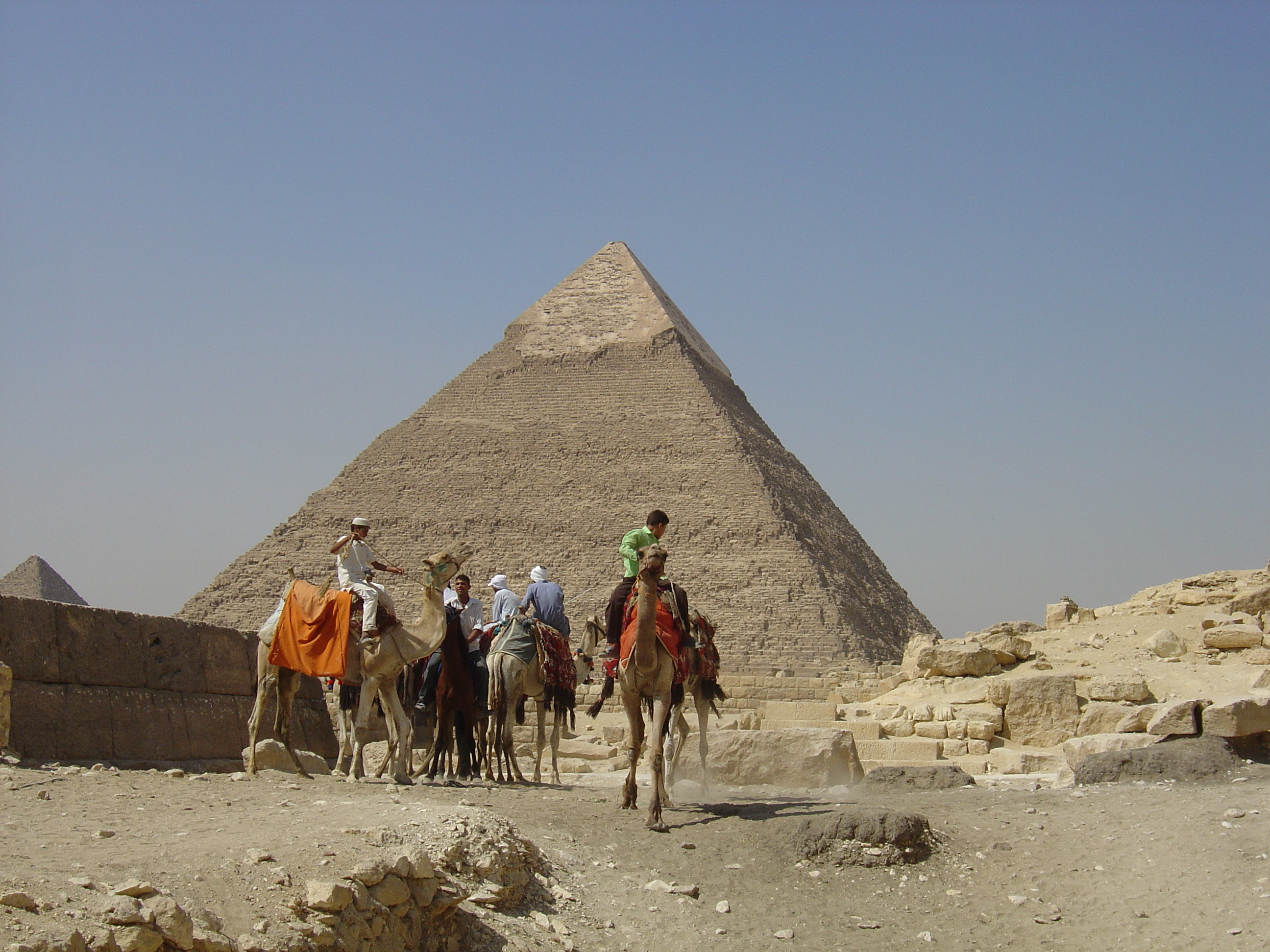 รูปถ่าย อียิปต์(Egypt) มหาพีระมิดแห่งกีซา(Giza Pyramids) 2004-09 22