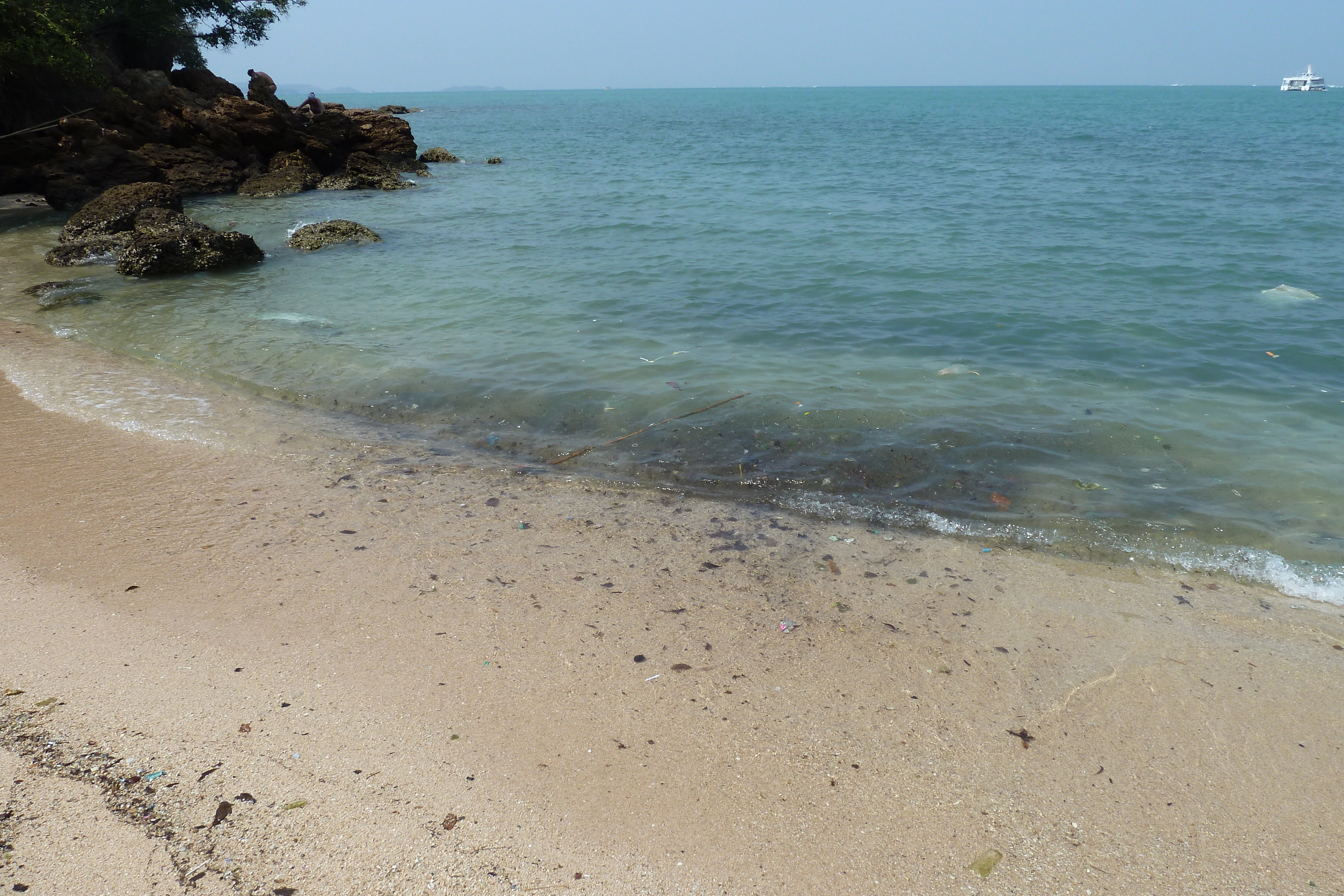 รูปถ่าย ไทย(Thailand) พัทยา(Pattaya) หาดโคซี่(Cosy Beach) 2011-01 25
