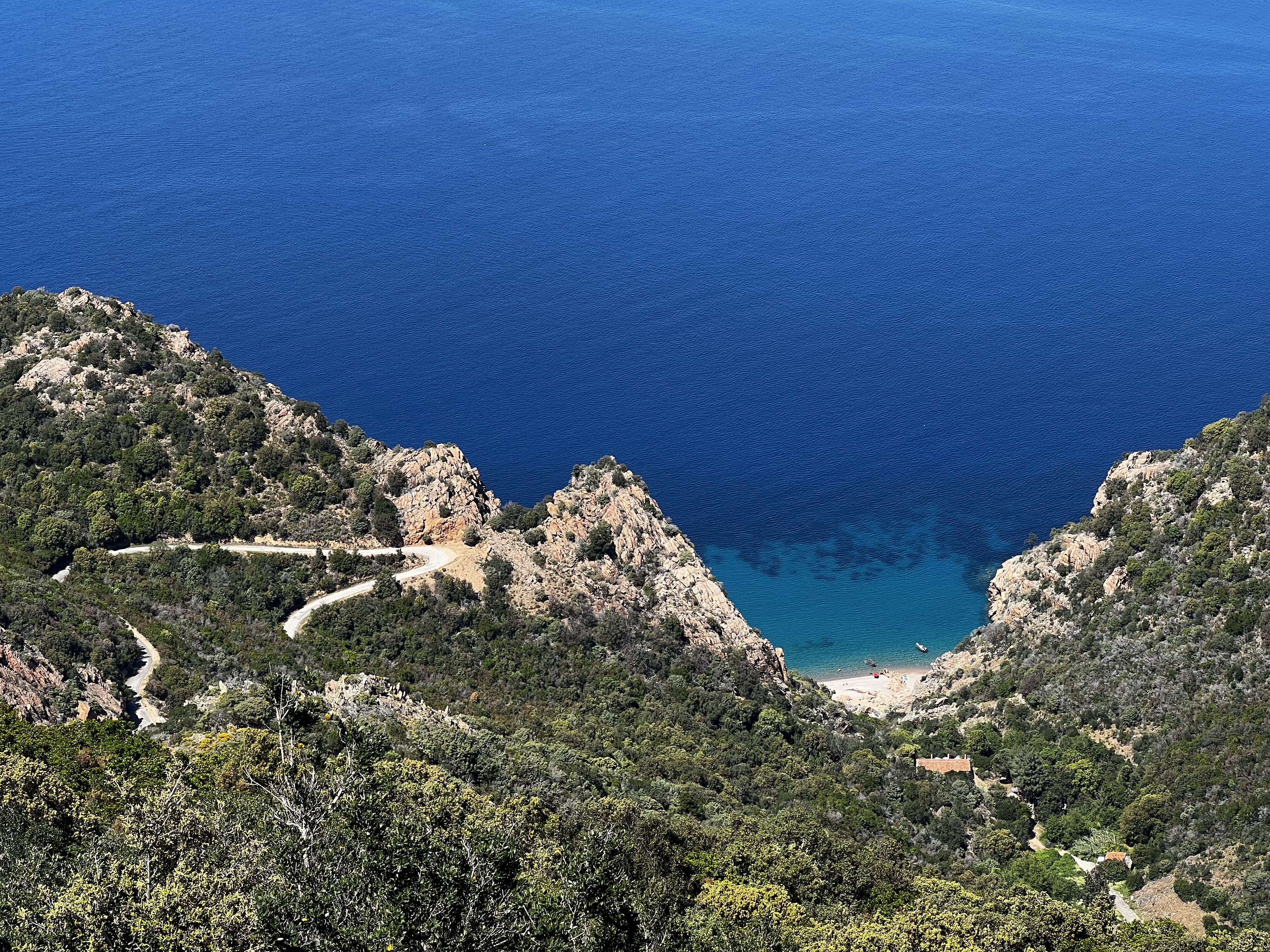 รูปถ่าย ฝรั่งเศส(France) คอร์สิคา(Corsica) แหลมกาโปรอสโซ(Capo Rosso) 2023-05 3