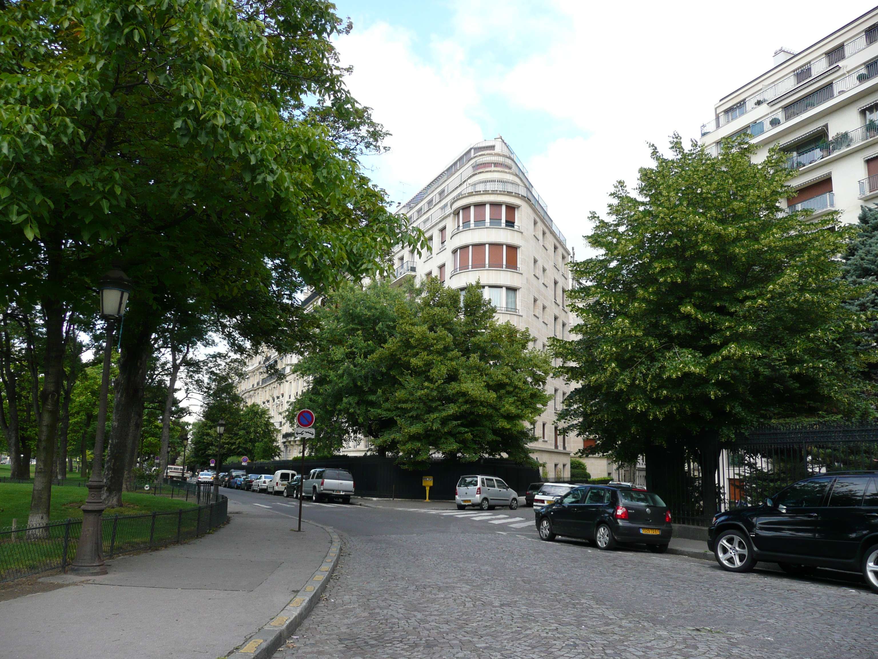 รูปถ่าย ฝรั่งเศส(France) ปารีส(Paris) ถนนฟอช(Avenue Foch) 2007-06 169