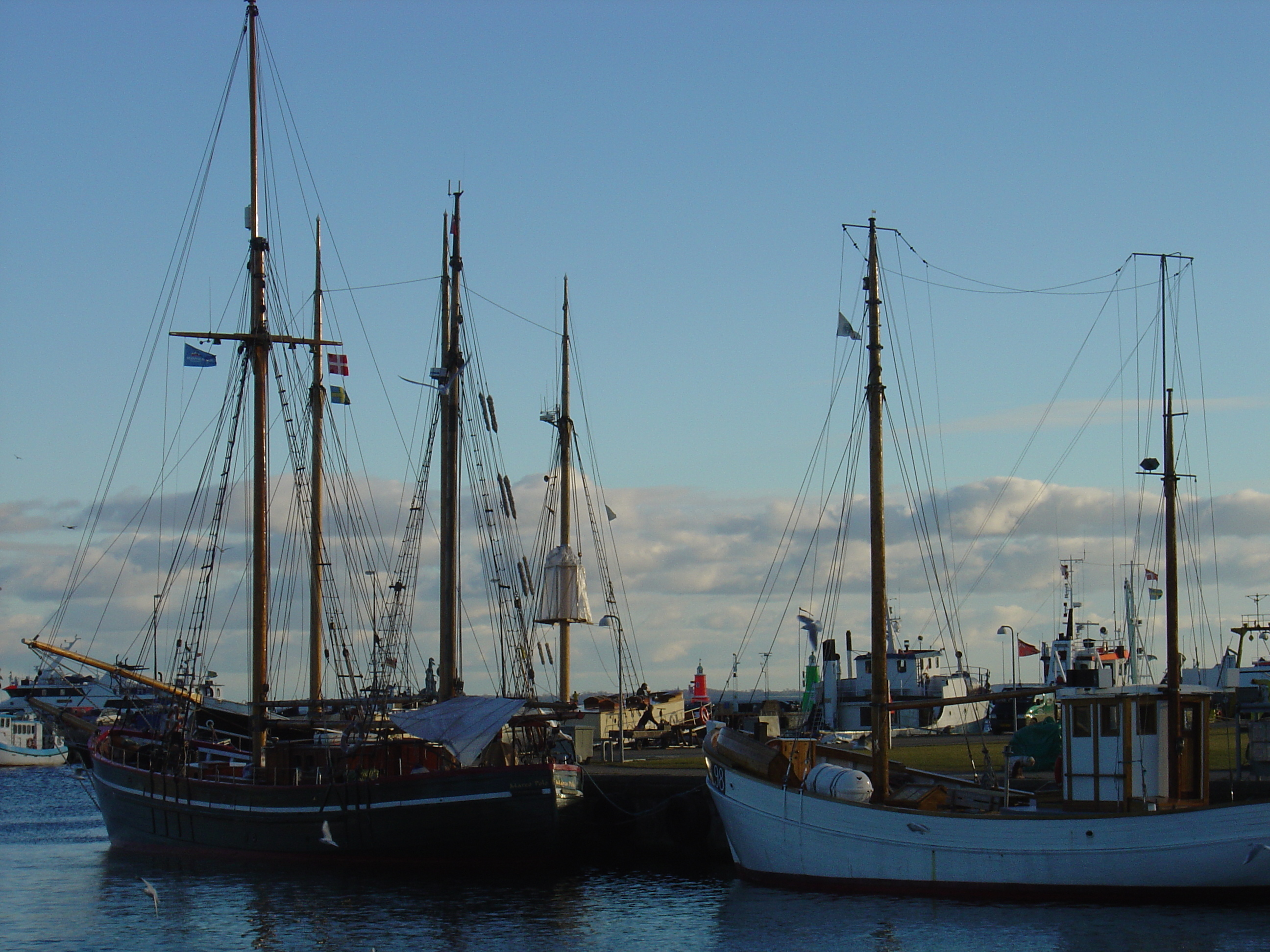 รูปถ่าย เดนมาร์ก(Denmark) เฮลซิงกอร์(Helsingor) 2004-02 7