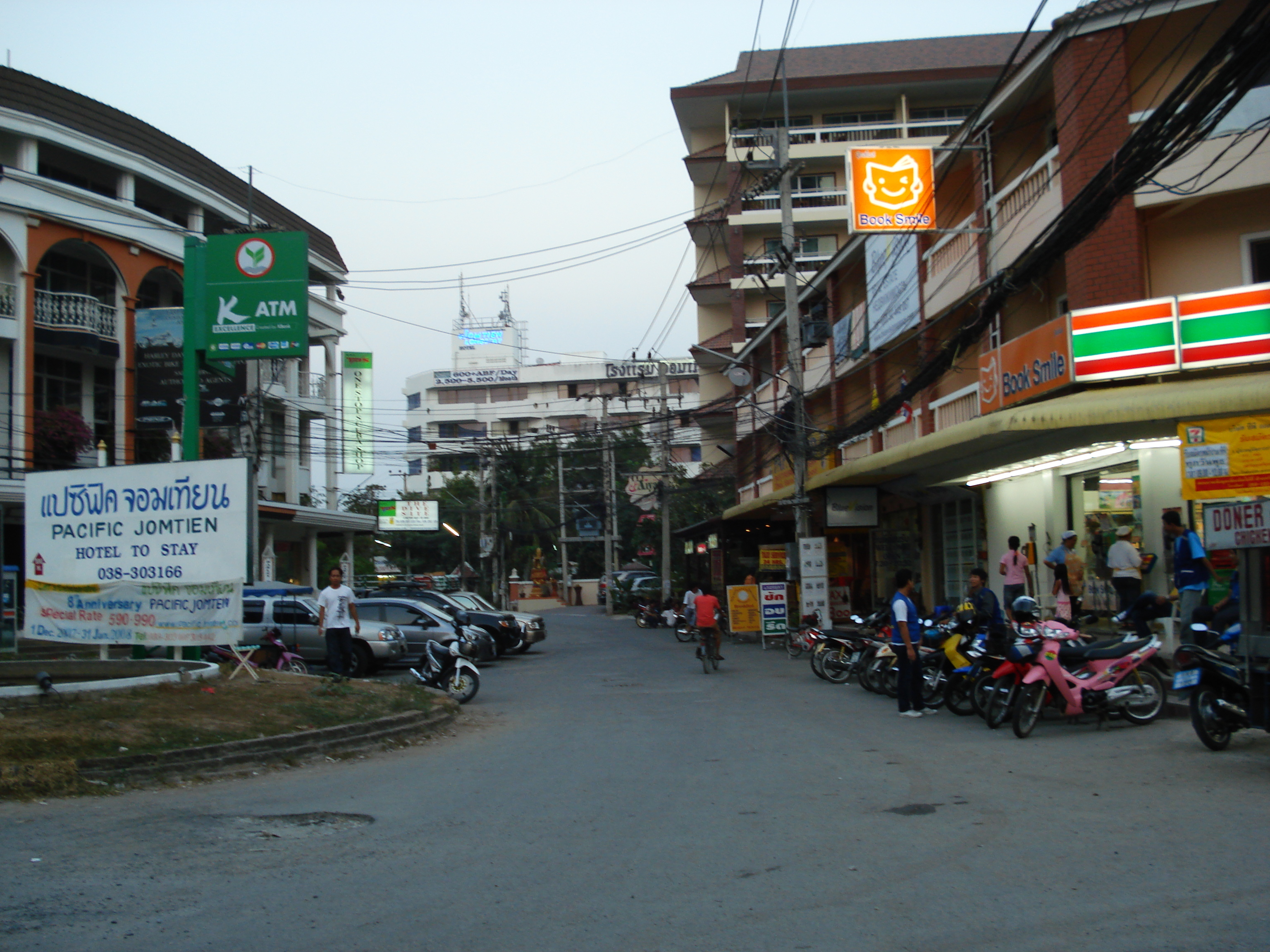 รูปถ่าย ไทย(Thailand) จอมเทียน(Jomtien) ทัพพระยา(Thappraya) 2008-01 5