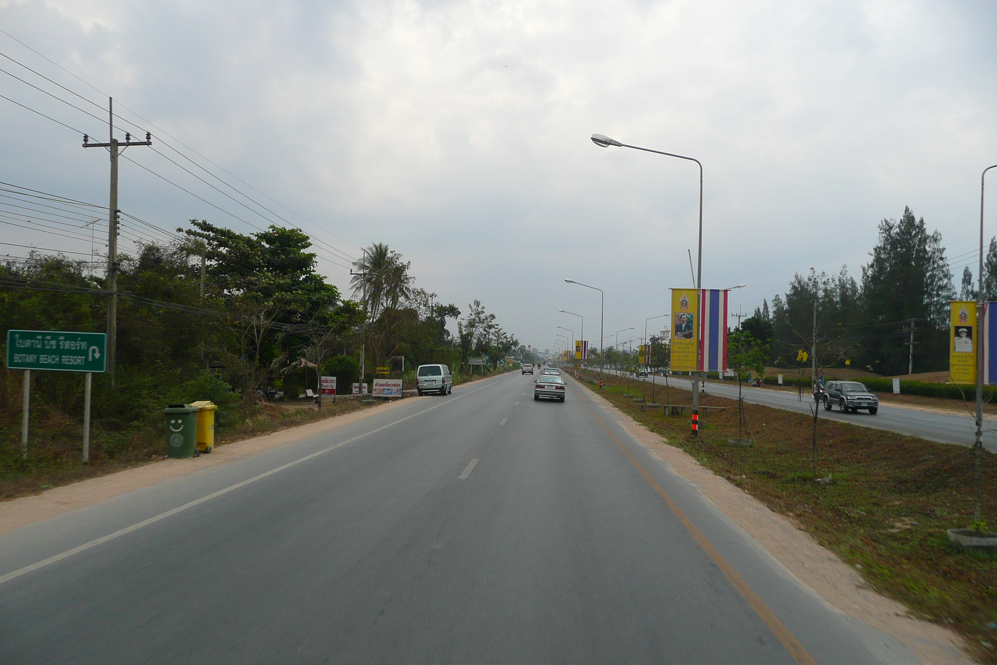 รูปถ่าย ไทย(Thailand) ชลบุรี(Chonburi) ถนนสุขุมวิท(Sukhumvit road) 2008-01 67
