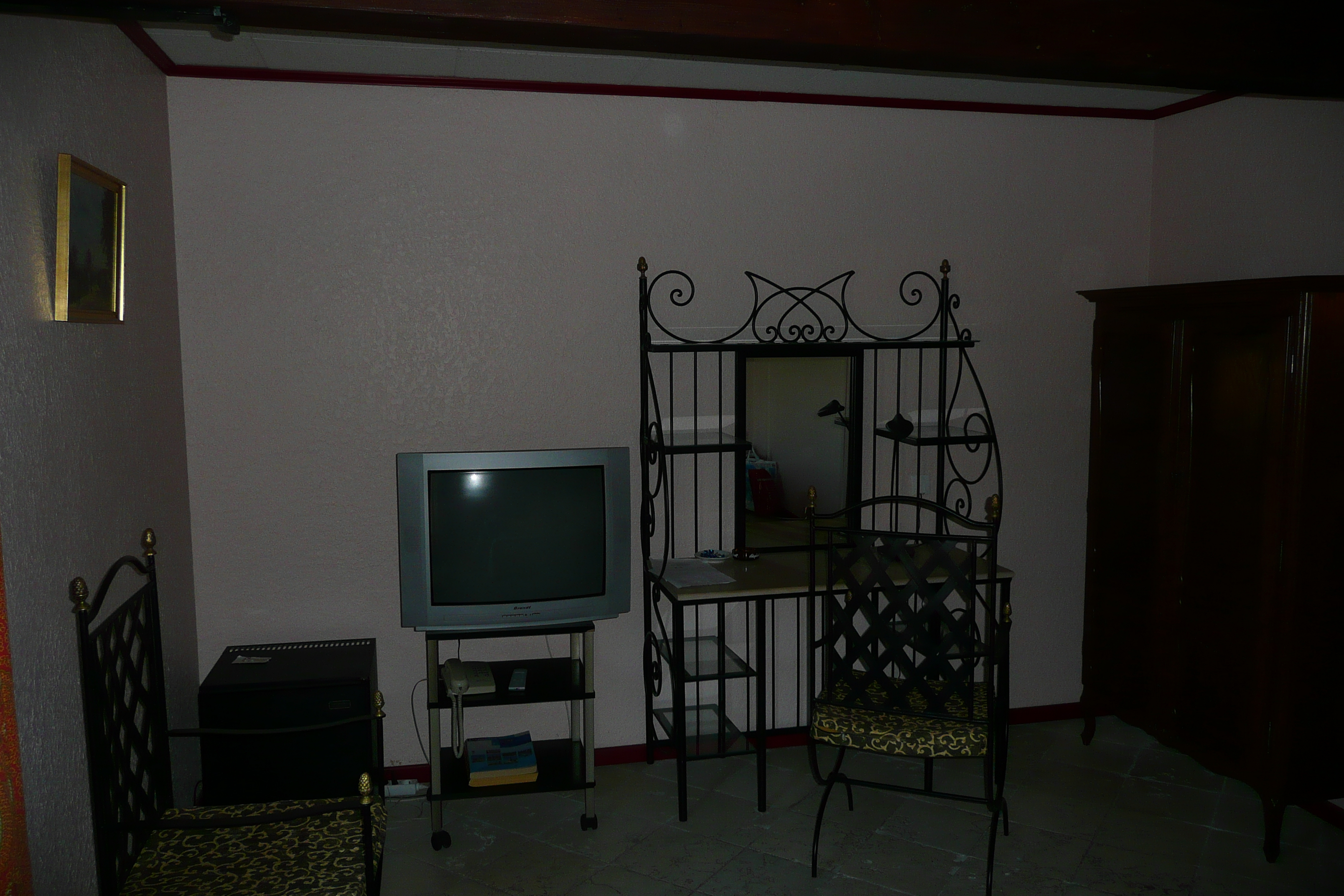รูปถ่าย ฝรั่งเศส(France) โบแกร์(Beaucaire) โรงแรมเลด็อกตริแนร์(Les Doctrinaires Hotel) 2008-04 11
