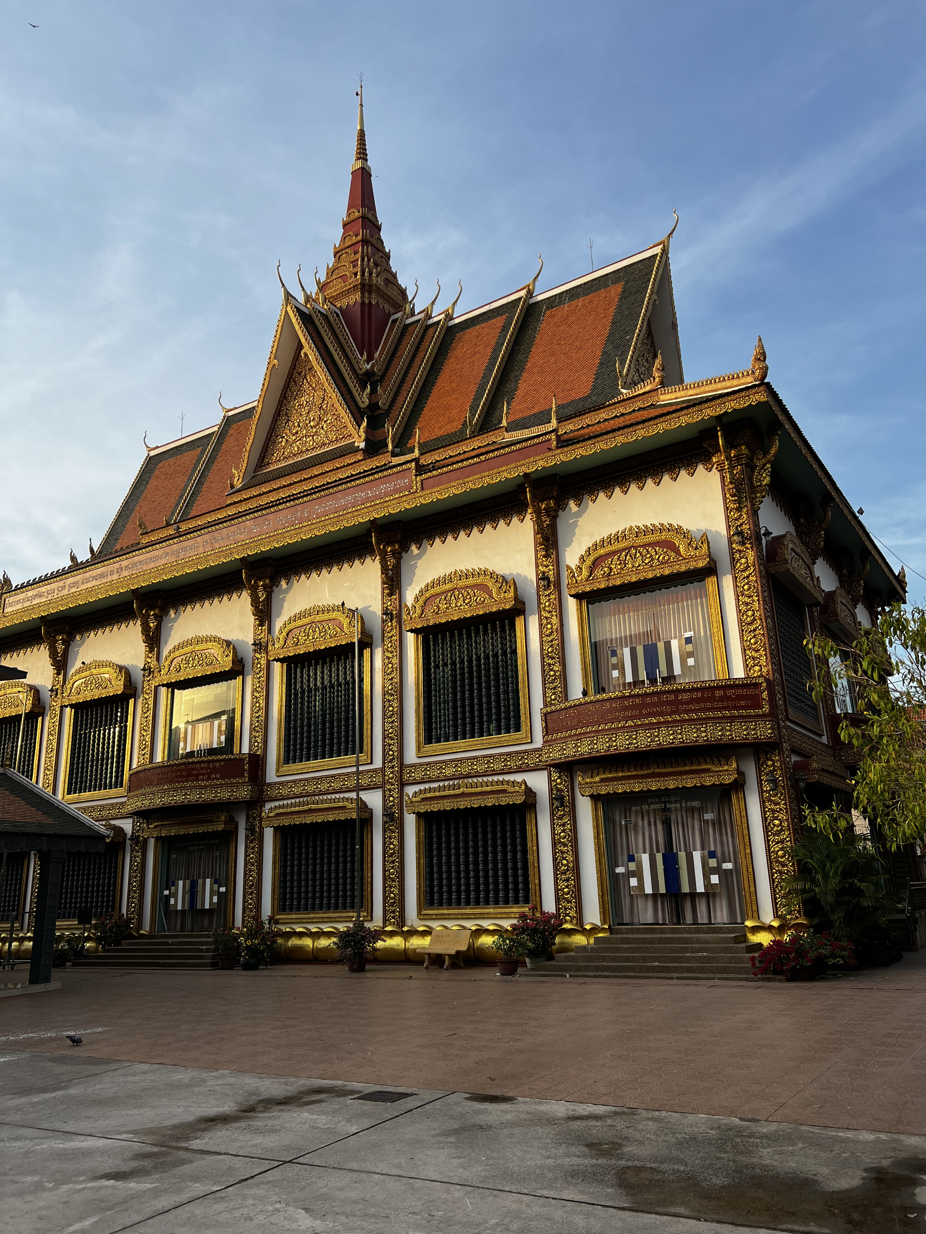 รูปถ่าย กัมพูชา(Cambodia) เสียมราฐ(Siem Reap) วัดพระพรหมรัตน์(Wat Preah Prom Rath) 2023-01 1