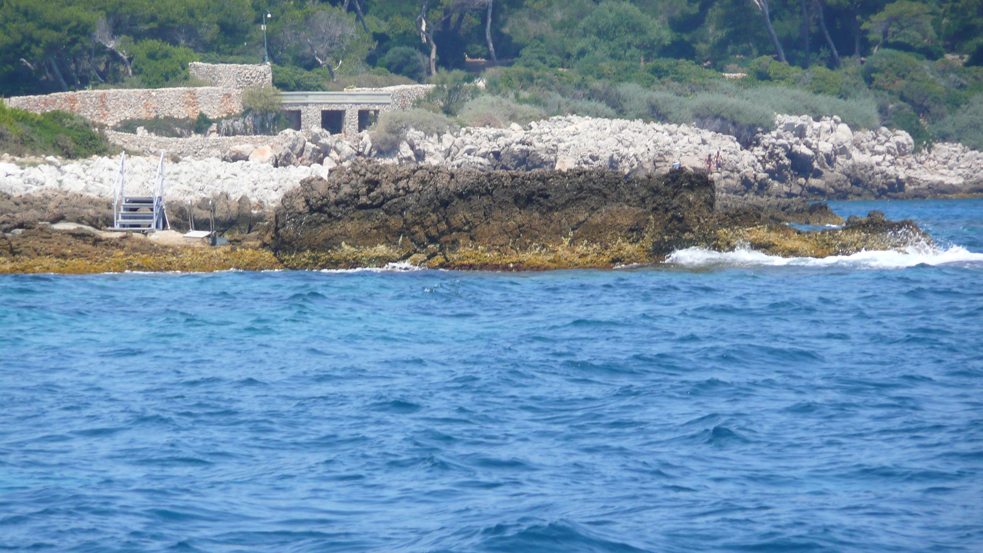 รูปถ่าย ฝรั่งเศส(France) แหลมอ็องตีบ(Cap d'Antibes) อ่าวลาการูป(Anse de la garoupe) 2007-07 12