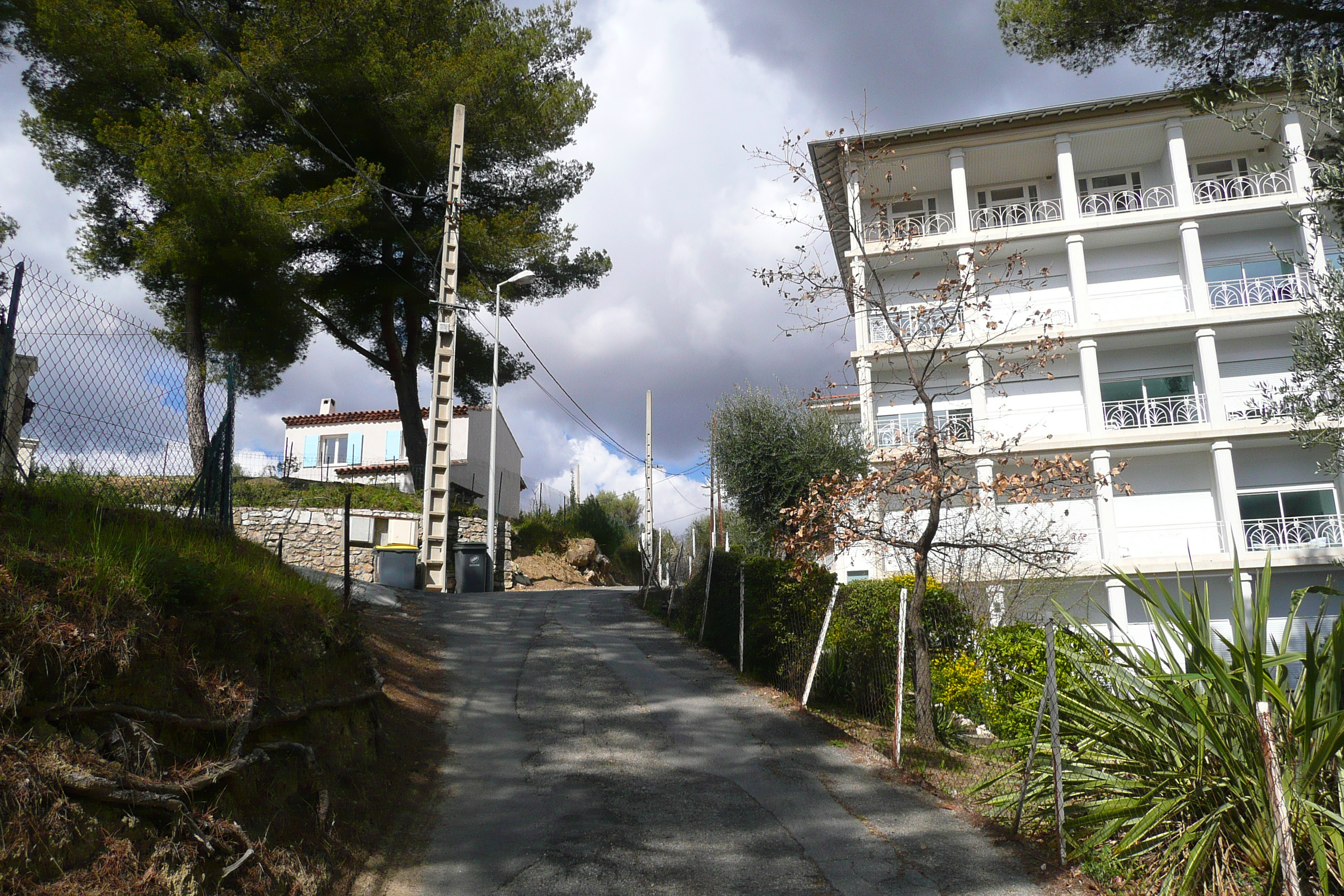 รูปถ่าย ฝรั่งเศส(France) วังซ์(Vence) โอเดอว็องส์(Hauts de Vence) 2008-03 12