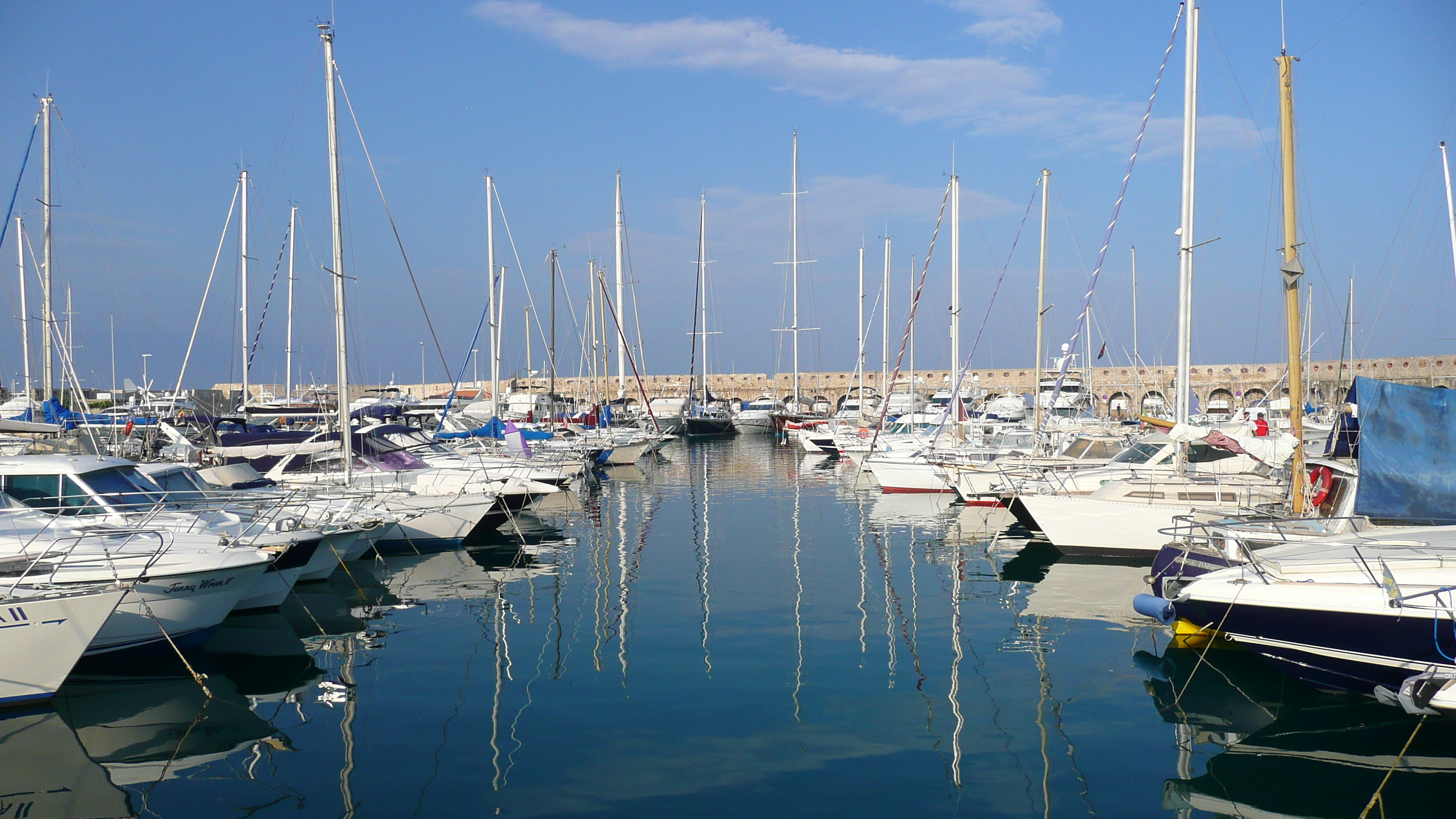 รูปถ่าย ฝรั่งเศส(France) อองทีป(Antibes) ท่าเรือโวบ็อง(Port Vauban) 2007-07 9