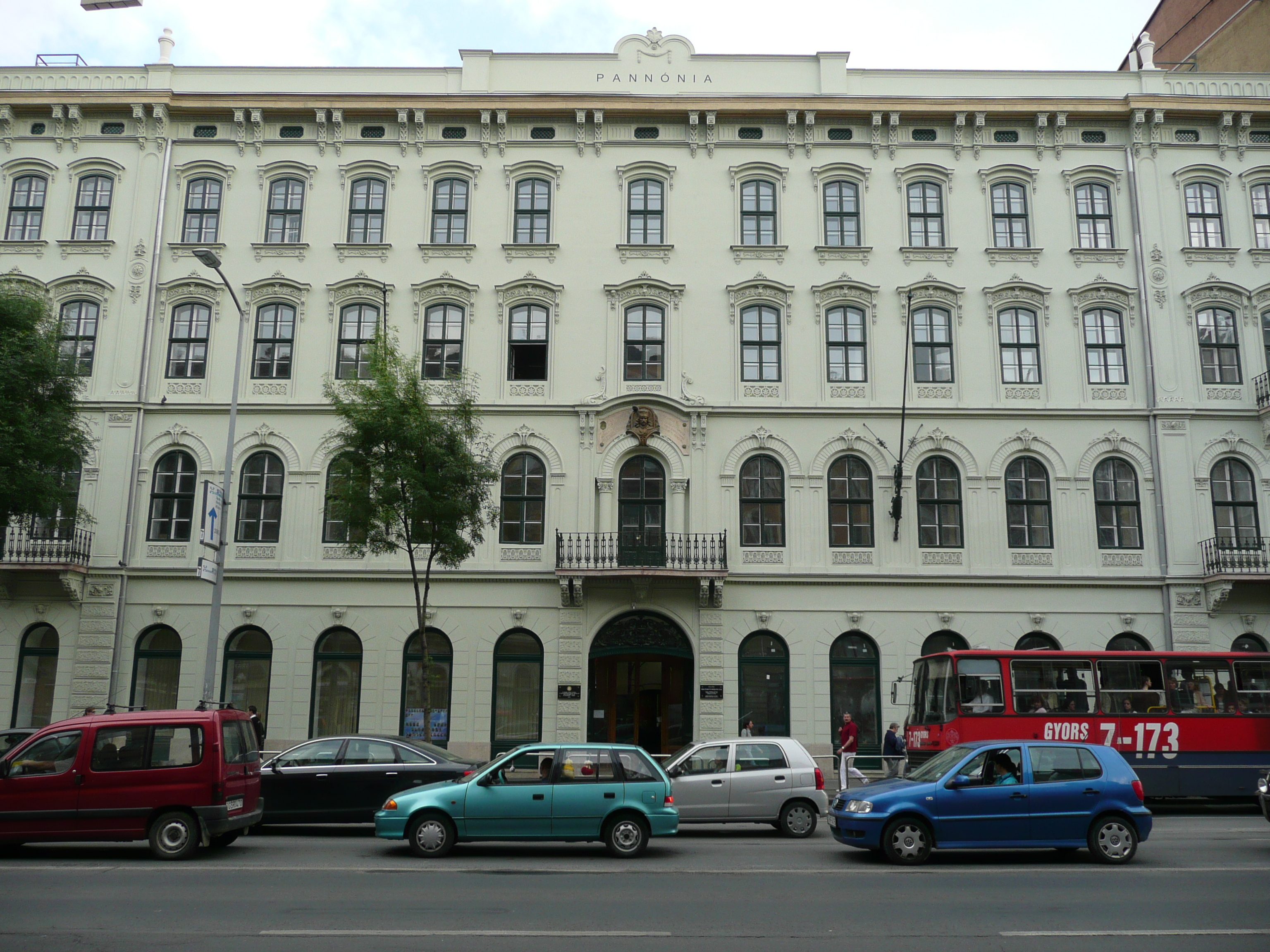 รูปถ่าย ฮังการี(Hungary) บูดาเปสต์(Budapest) ใจกลางบูดาเปสต์(Central Budapest) 2007-06 51
