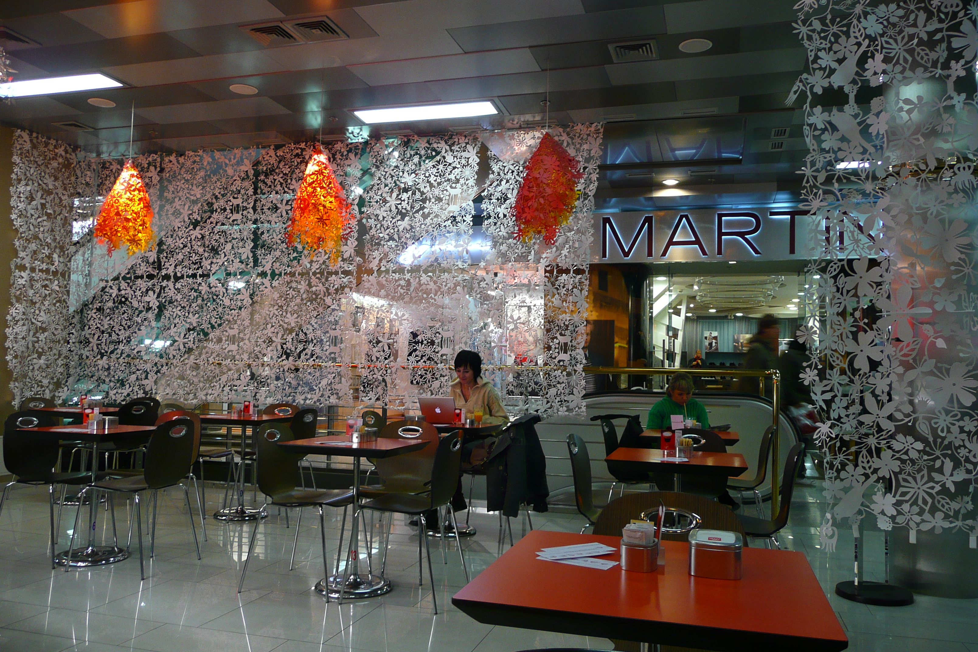 รูปถ่าย ยูเครน(Ukraine) เคียฟ(Kiev) ศูนย์การค้าอารีนาซิตี(Arena city) 2007-11 10