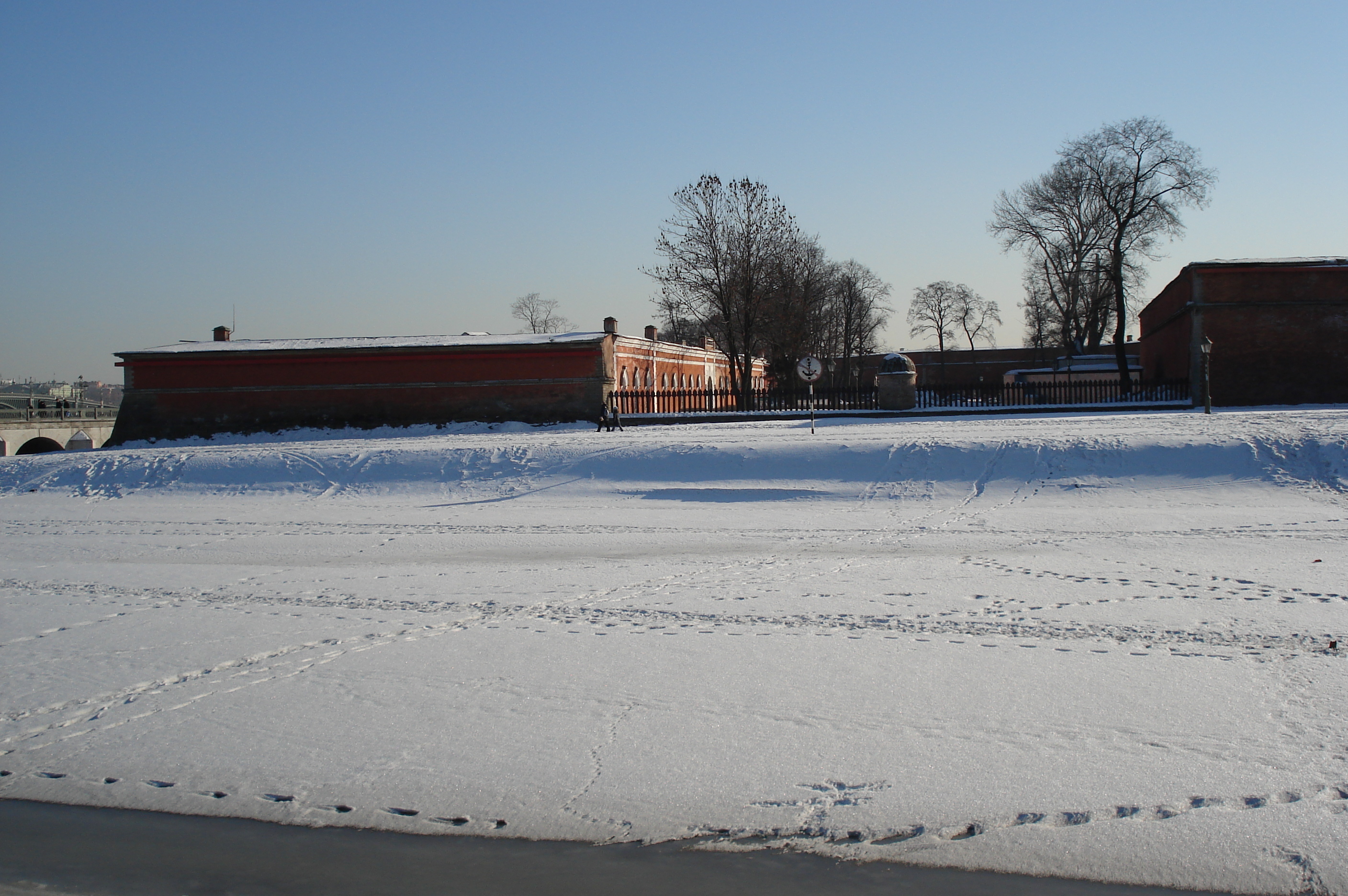 รูปถ่าย รัสเซีย(Russia) เซนต์ปีเตอร์สเบิร์ก(St Petersburg) ป้อมปีเตอร์และพอล(Peter and Paul fortress) 2006-03 16