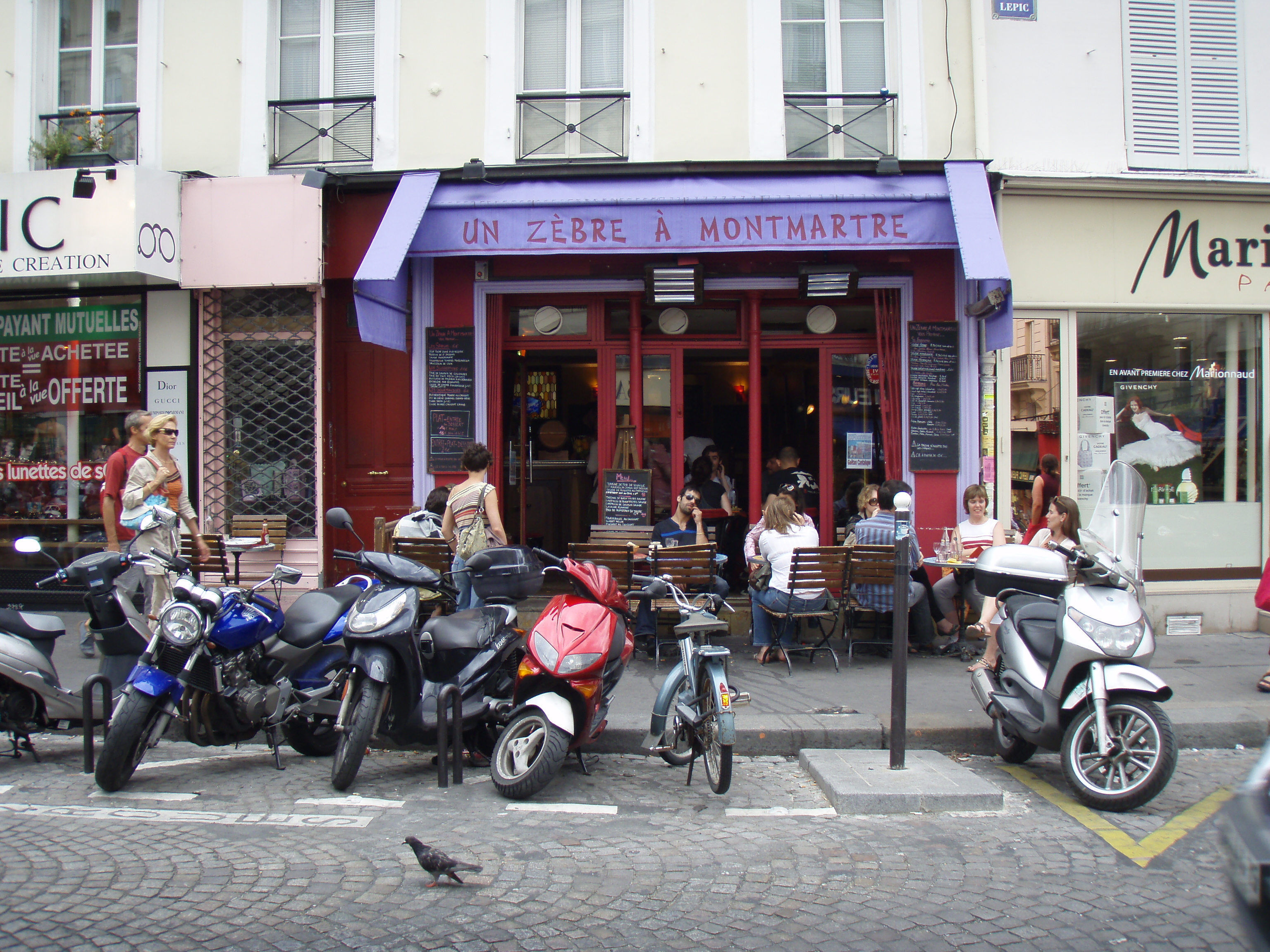 รูปถ่าย ฝรั่งเศส(France) ปารีส(Paris) คุ้ม 18 ในปารีส(18th Arrondissement) 2007-07 9