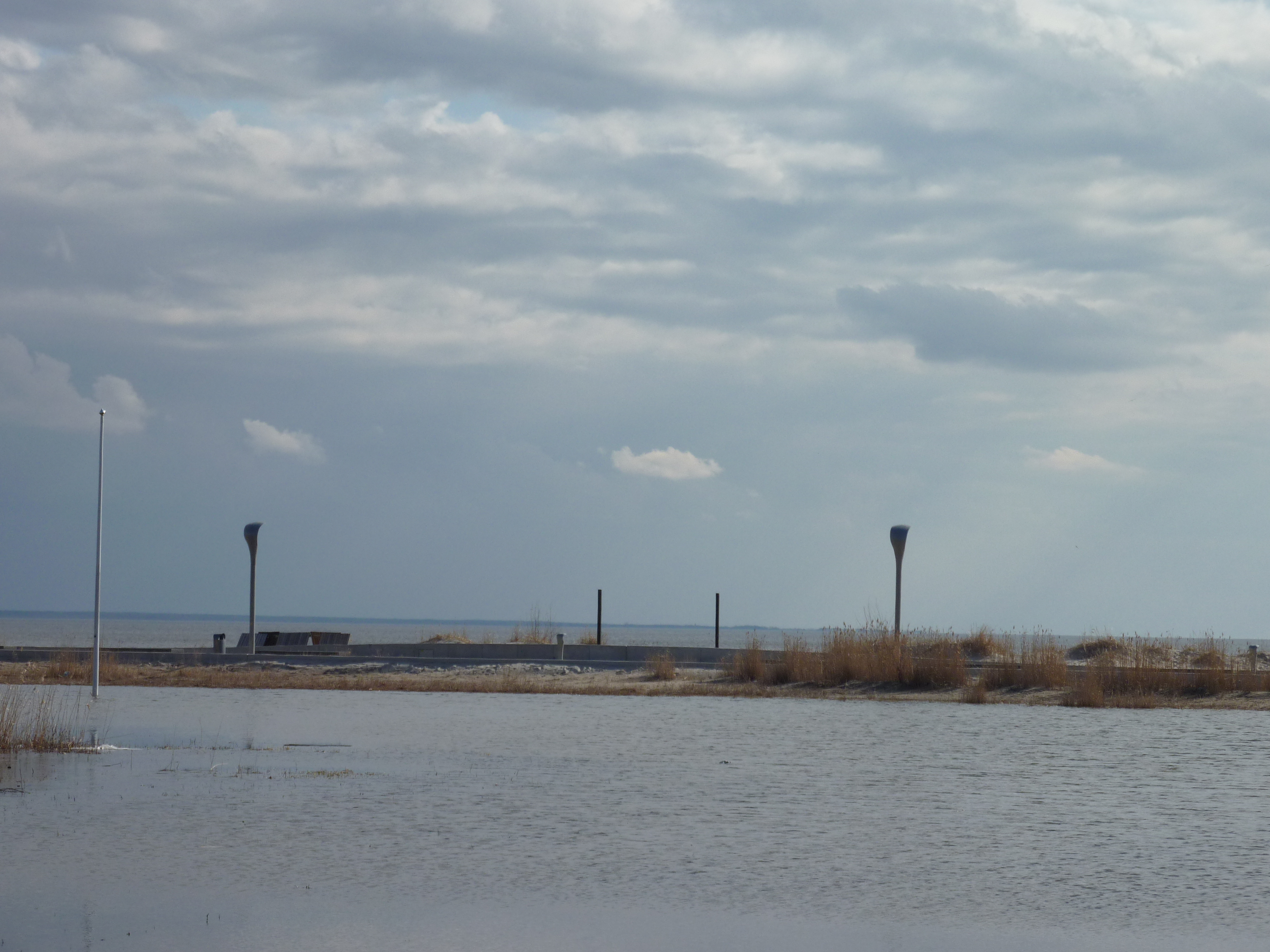 รูปถ่าย เอสโตเนีย(Estonia) แพร์นู(Parnu) 2009-04 22