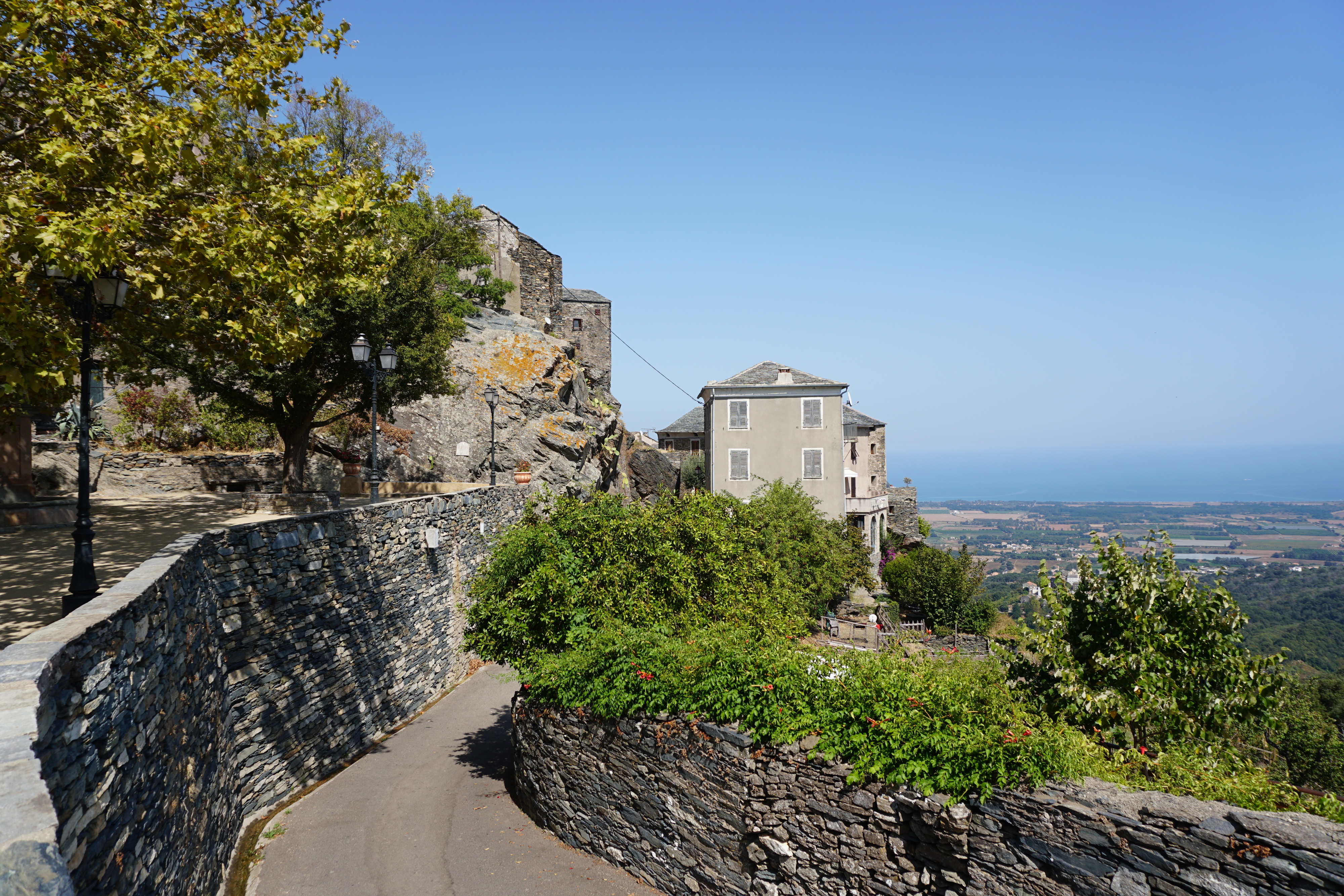 รูปถ่าย ฝรั่งเศส(France) คอร์สิคา(Corsica) เปนตา-ดี-กาซิงกา(Penta-di-Casinca) 2017-09 30