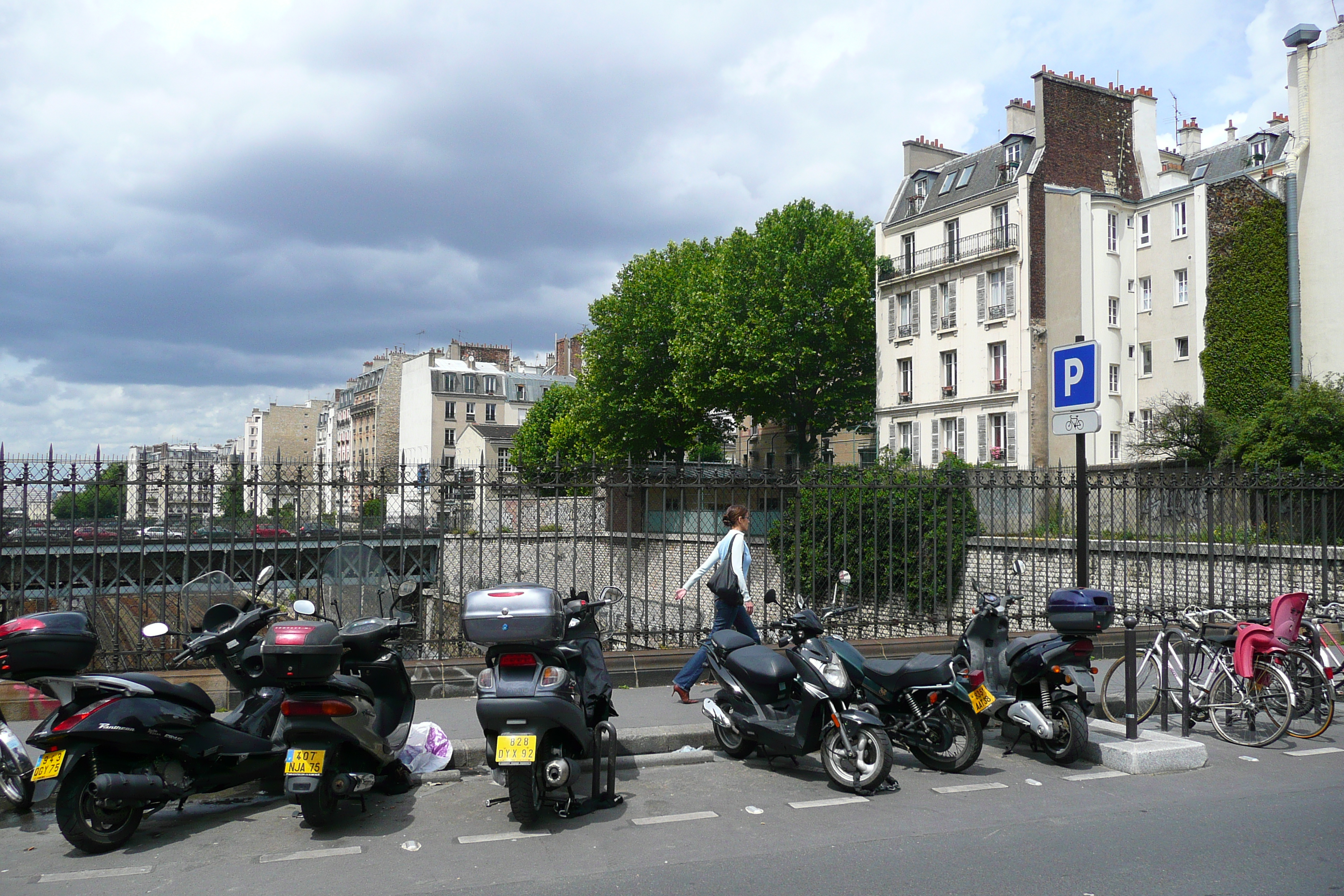 รูปถ่าย ฝรั่งเศส(France) ปารีส(Paris) ถนนโรม(Rue de Rome) 2007-06 65