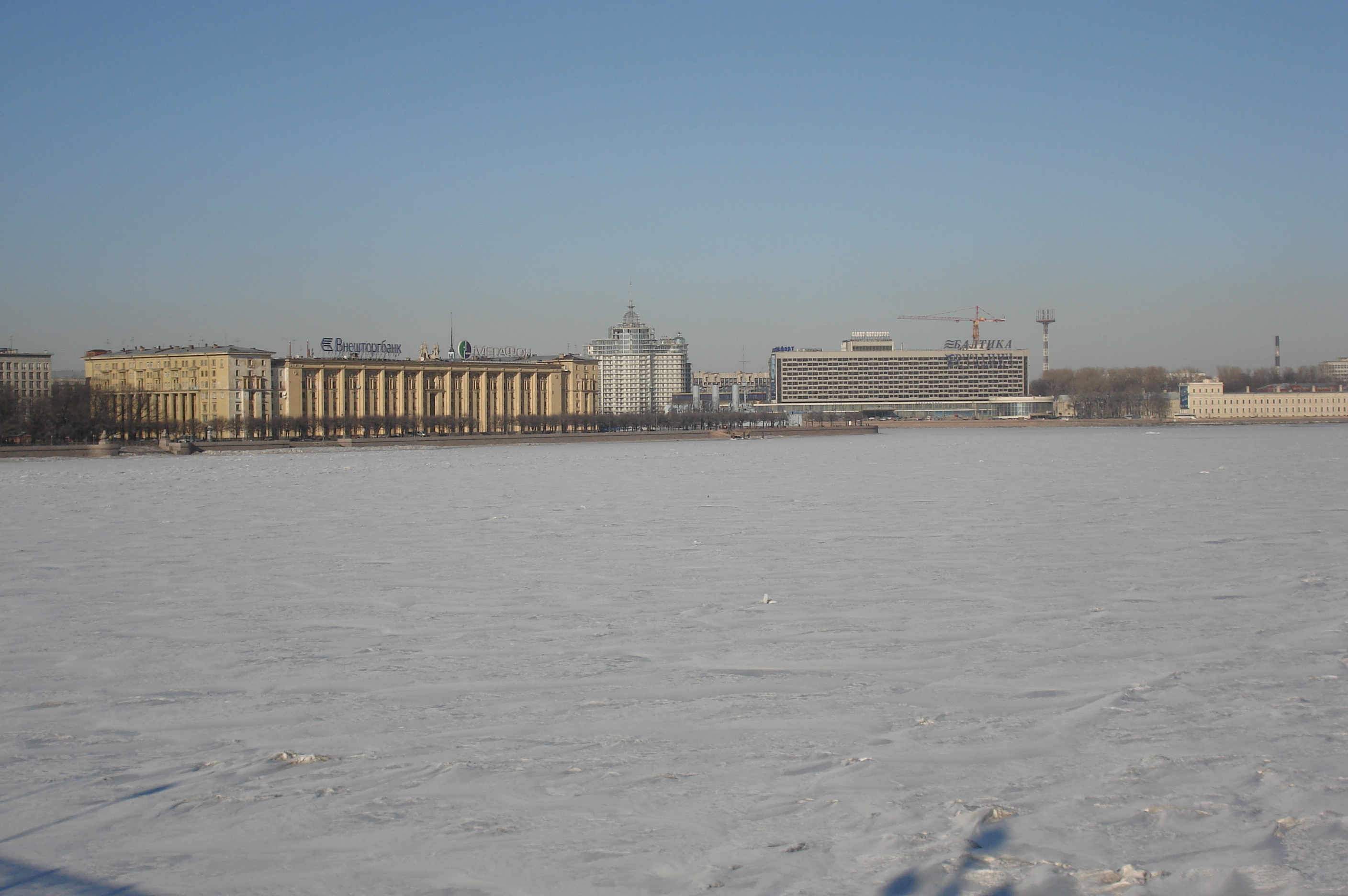 รูปถ่าย รัสเซีย(Russia) เซนต์ปีเตอร์สเบิร์ก(St Petersburg) เนวา(Neva) 2006-03 70