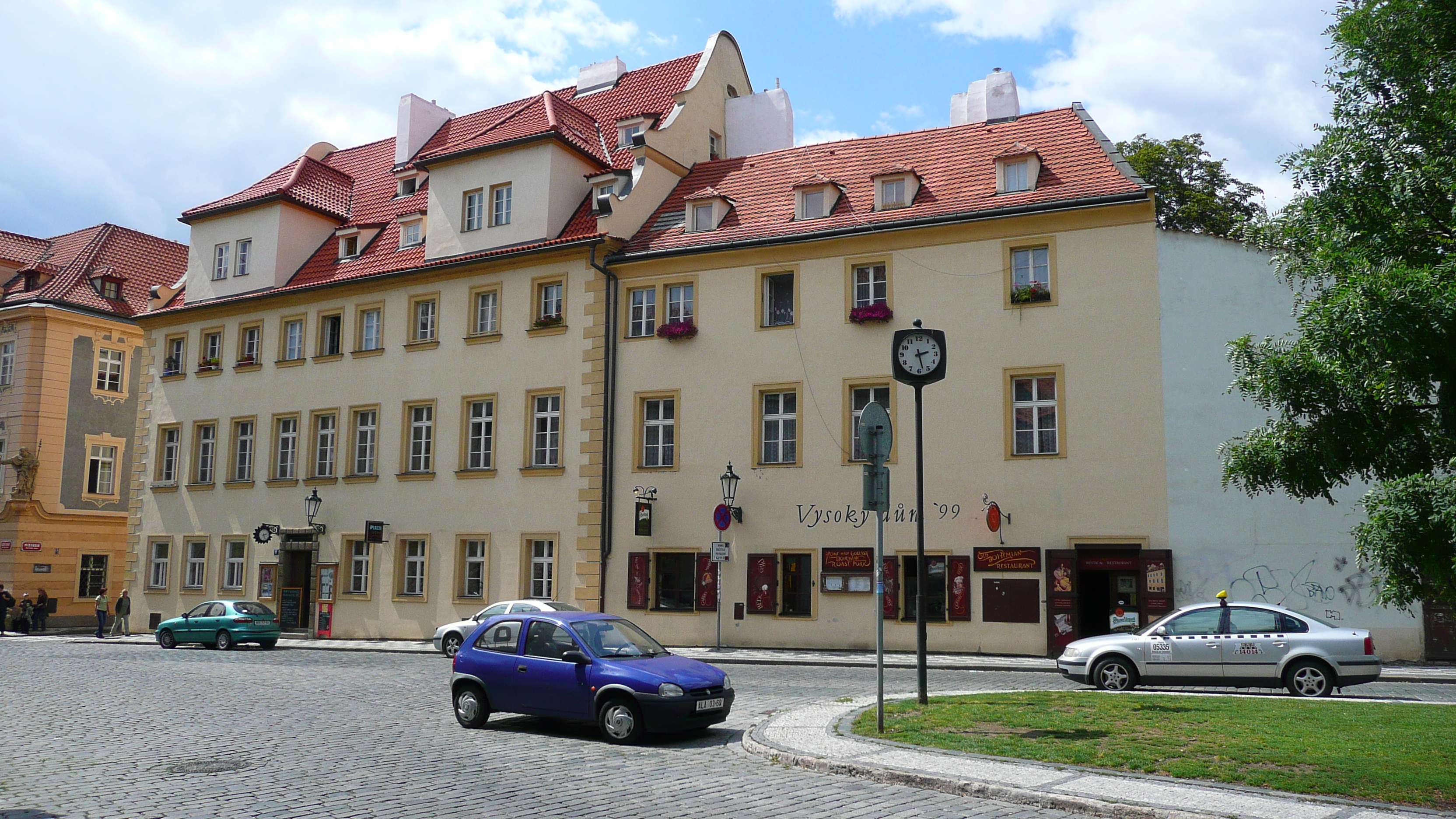 รูปถ่าย สาธารณรัฐเช็ก(Czech Republic) ปราก(Prague) รอบปราสาทปราก(Around Prague Castle) 2007-07 89