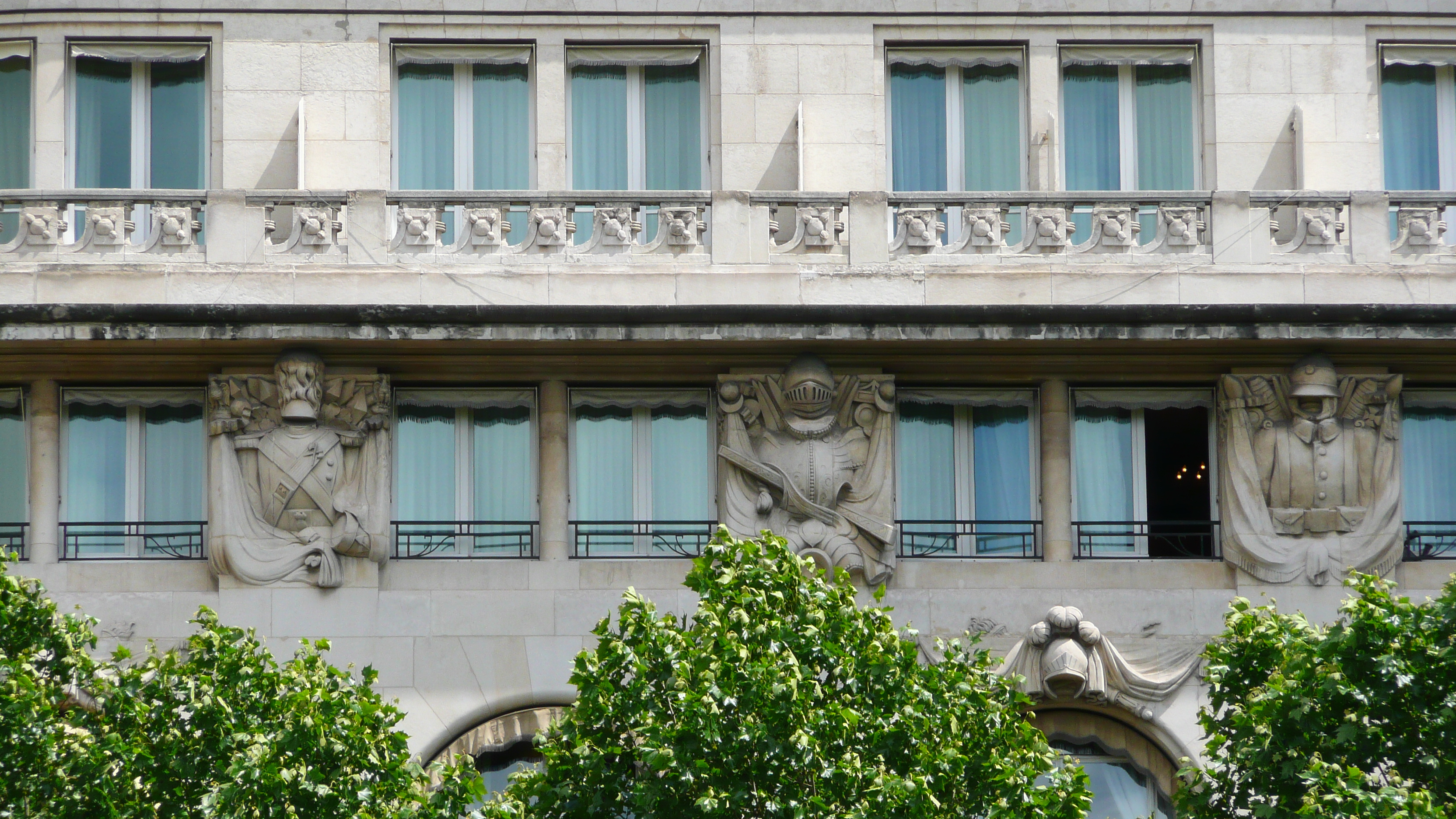 รูปถ่าย ฝรั่งเศส(France) ปารีส(Paris) บูเลอวาร์ด  มาเลแอร์บ(Boulevard Malesherbes) 2007-05 67