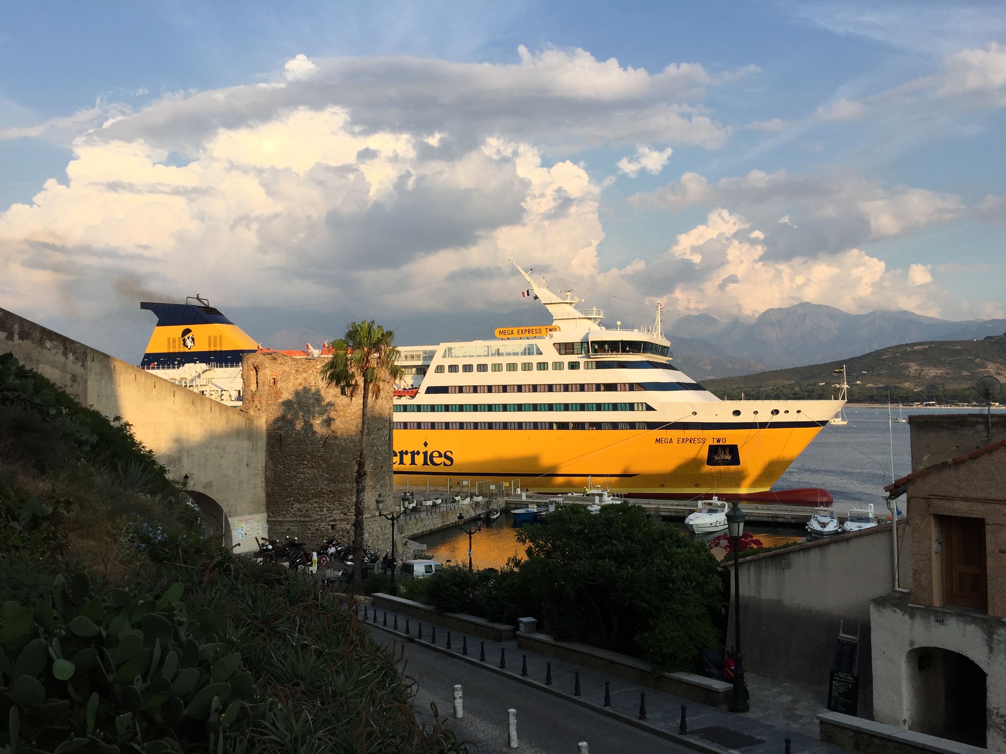 รูปถ่าย ฝรั่งเศส(France) คอร์สิคา(Corsica) คาลวี(Calvi) 2015-05 30